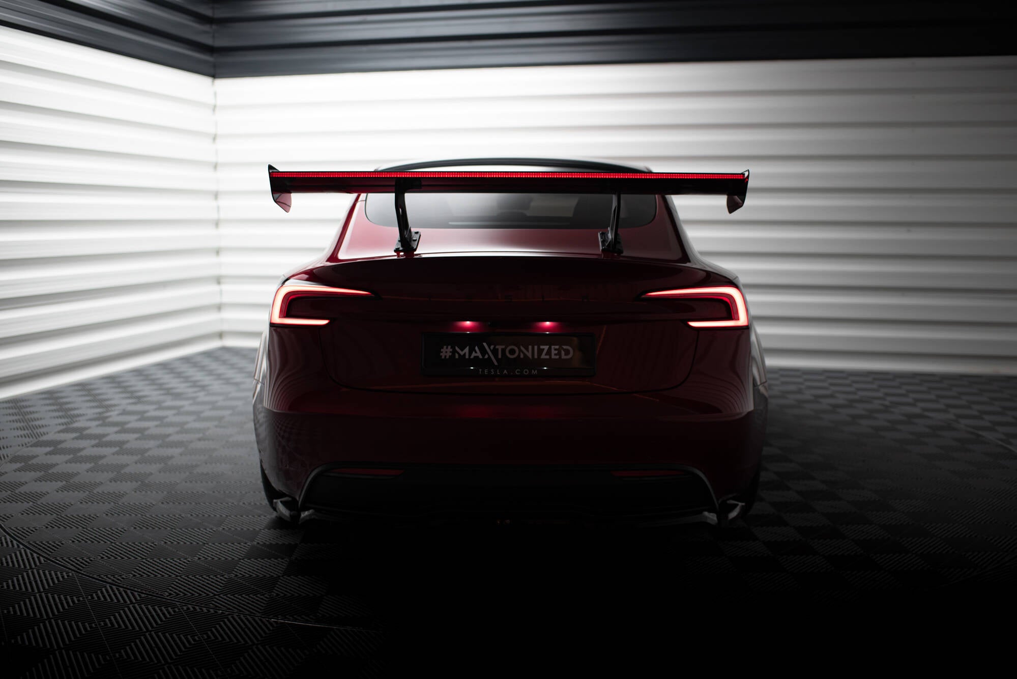 Maxton Spoiler - Tesla Model 3