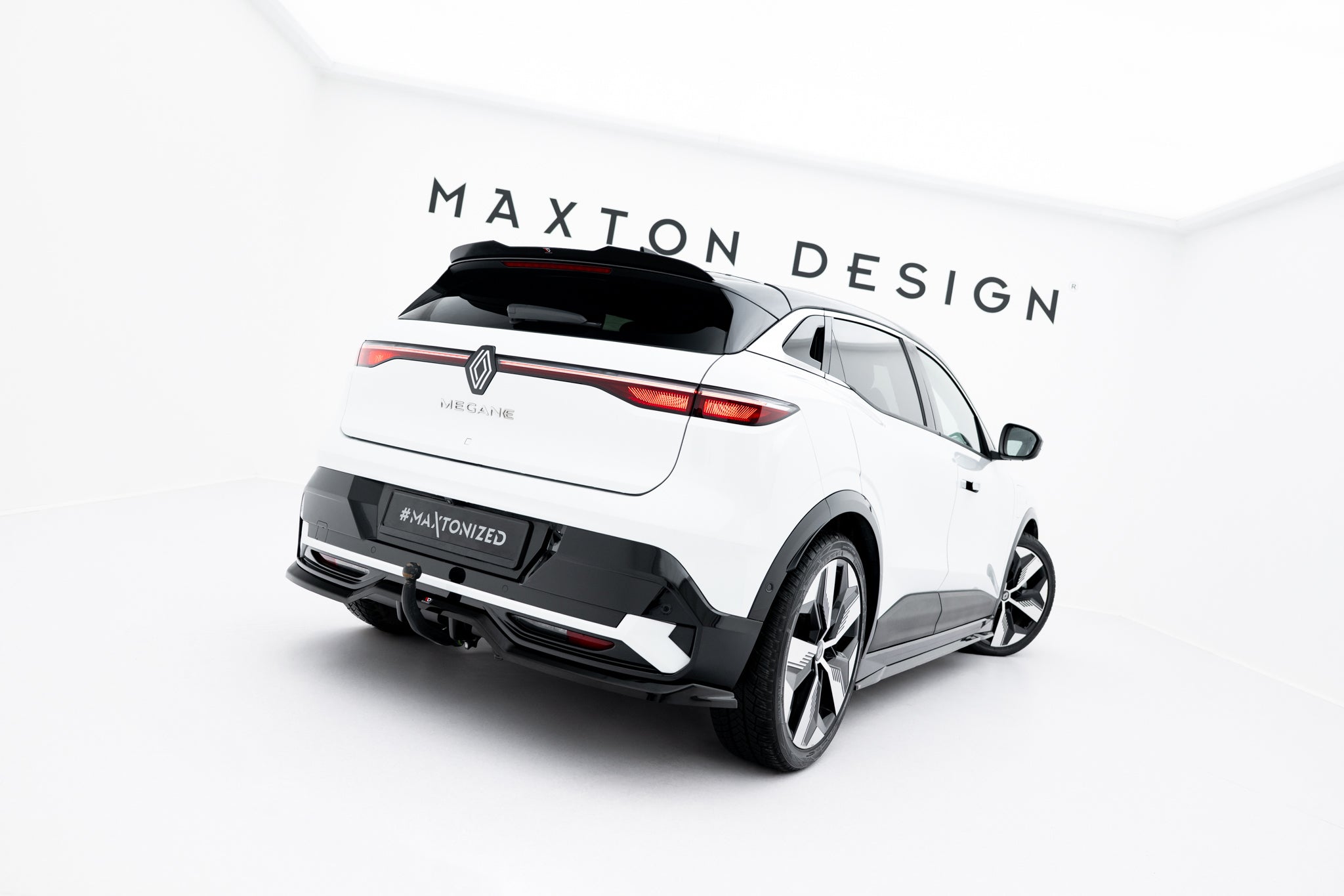 Maxton Splitter - Renault Megane E-Tech Electric Mk1 [2022-]