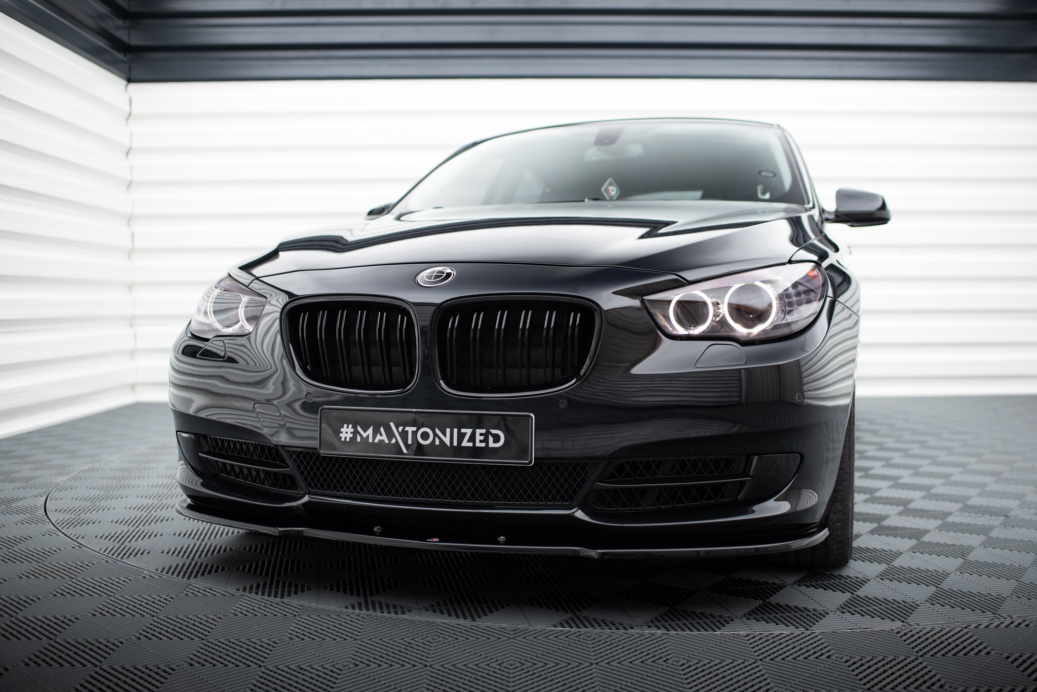 Maxton Splitter - BMW 5-serie GT
