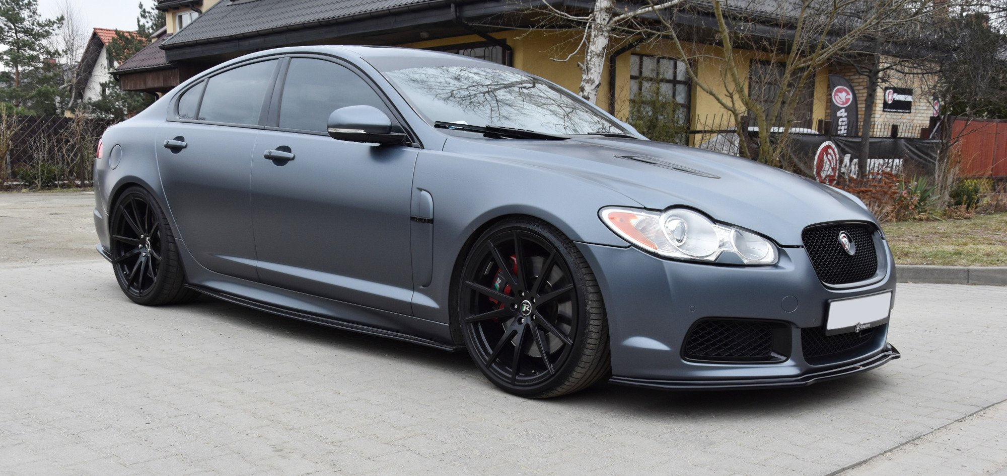 Maxton Splitter - Jaguar XF- R Mk1