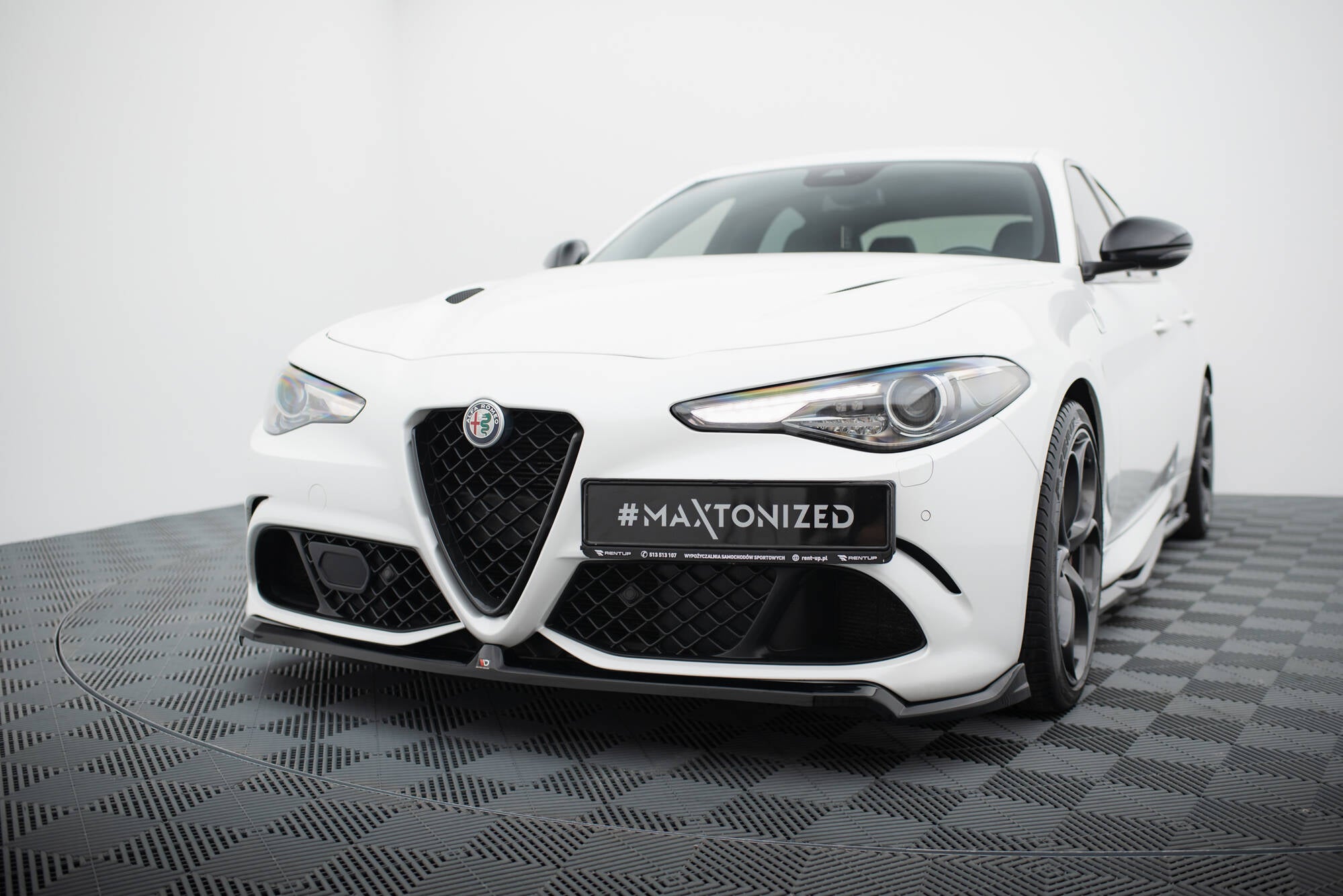 Maxton Splitter - Alfa Romeo Giulia Qaudrifoglio