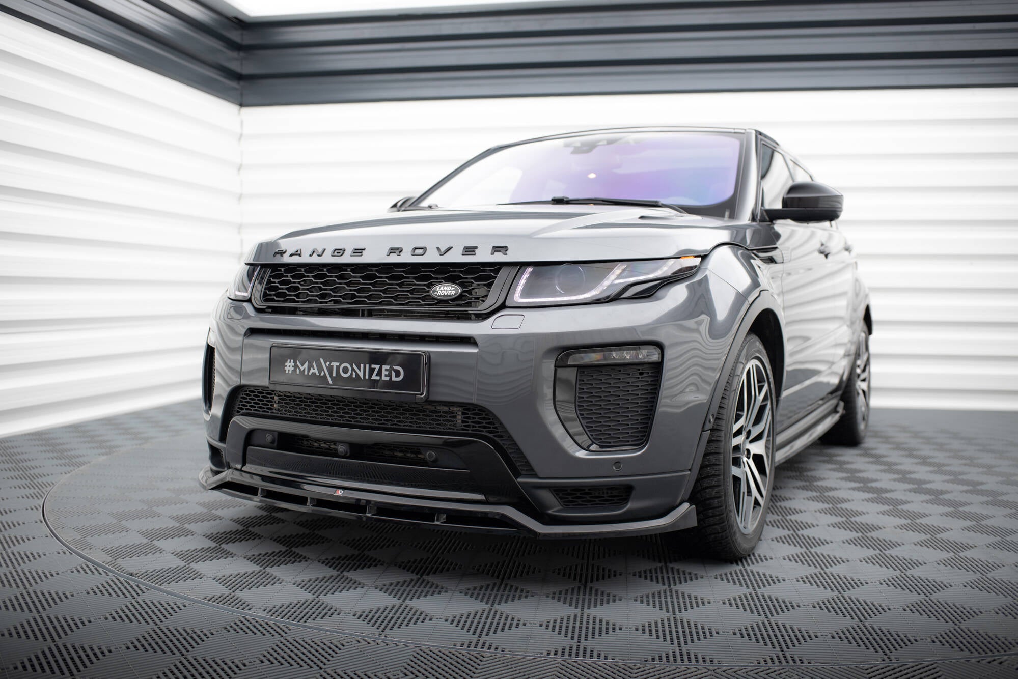 Maxton Splitter - Land Rover Range Rover Evoque Mk1 Facelift [2013-2018]