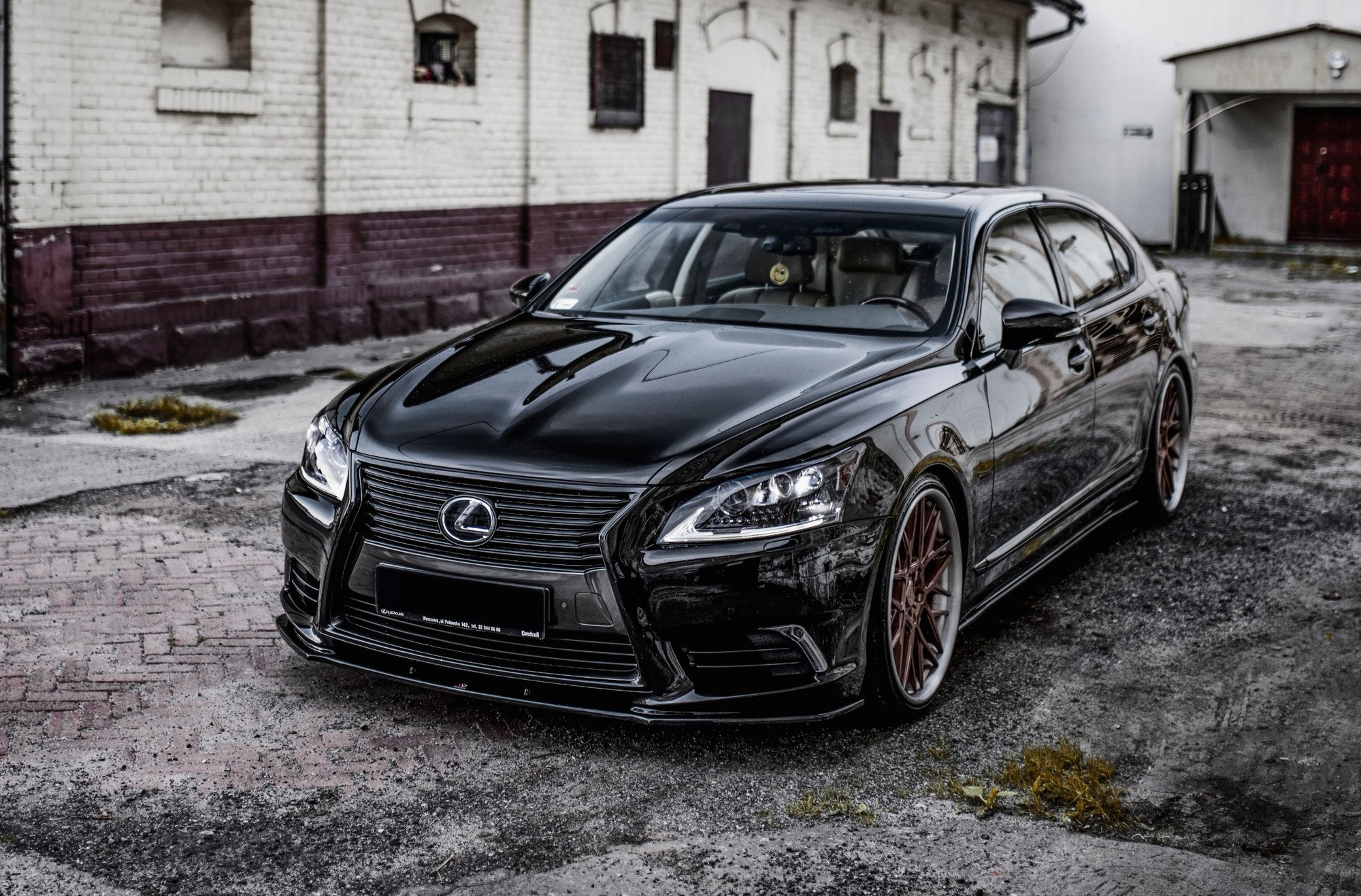 Maxton Splitter - Lexus LS Mk4