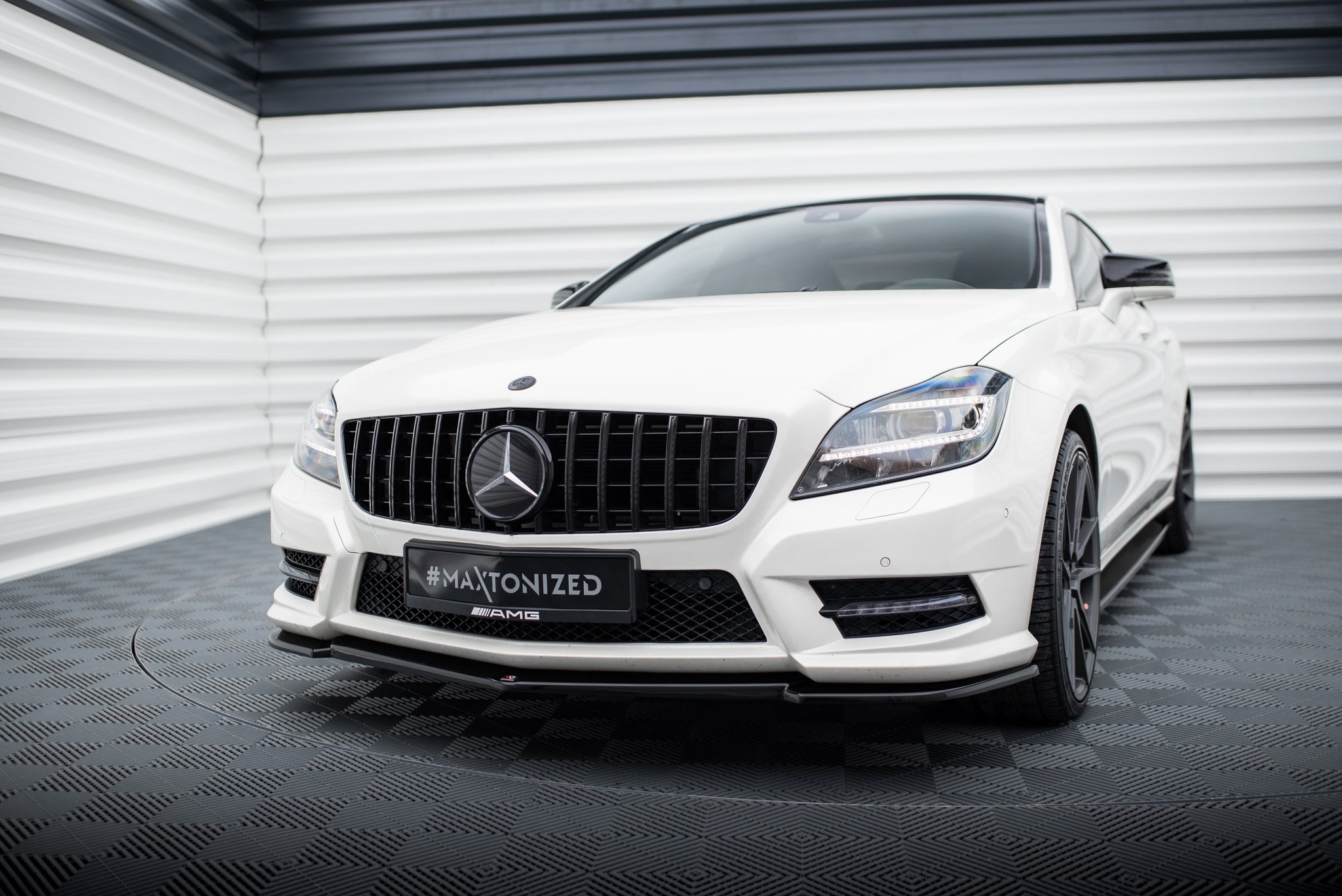 Maxton Splitter - Mercedes CLS C 218