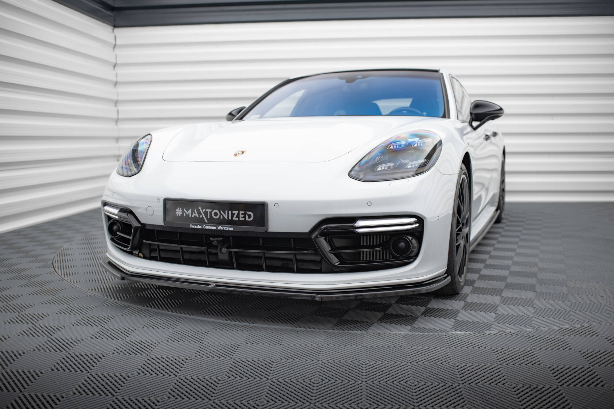 Maxton Splitter - Porsche Panamera 971