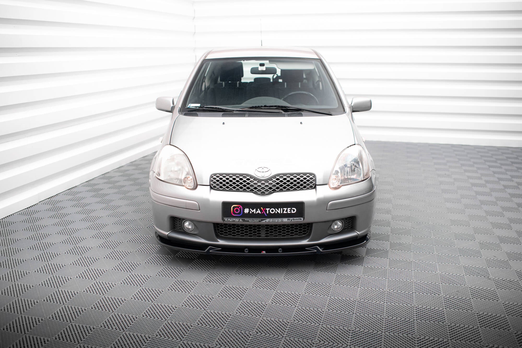 Maxton Splitter - Toyota Yaris Mk1
