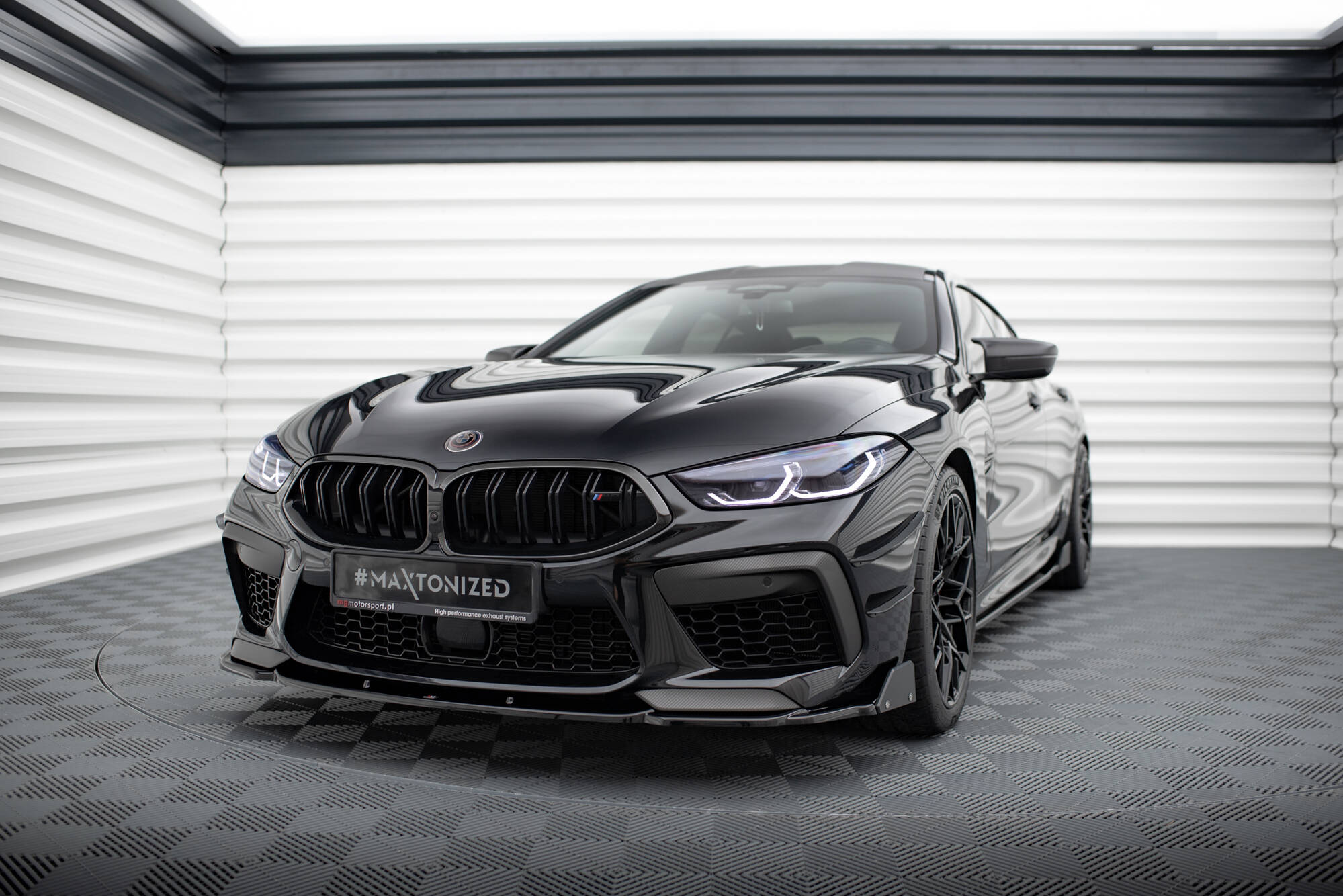 Maxton Splitter - BMW M8 Gran Coupe
