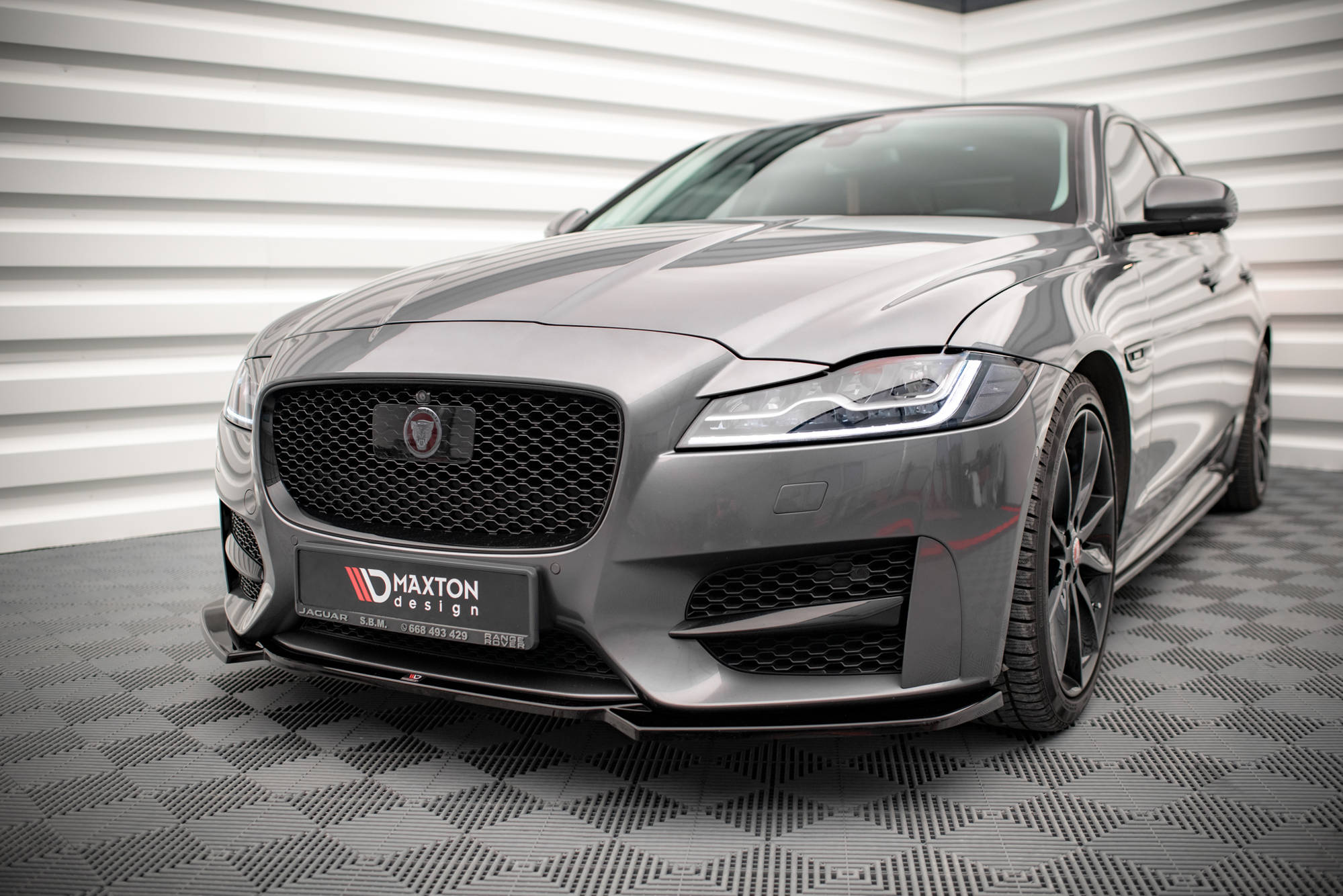 Maxton Splitter - Jaguar XF Mk2 [2015-2020]