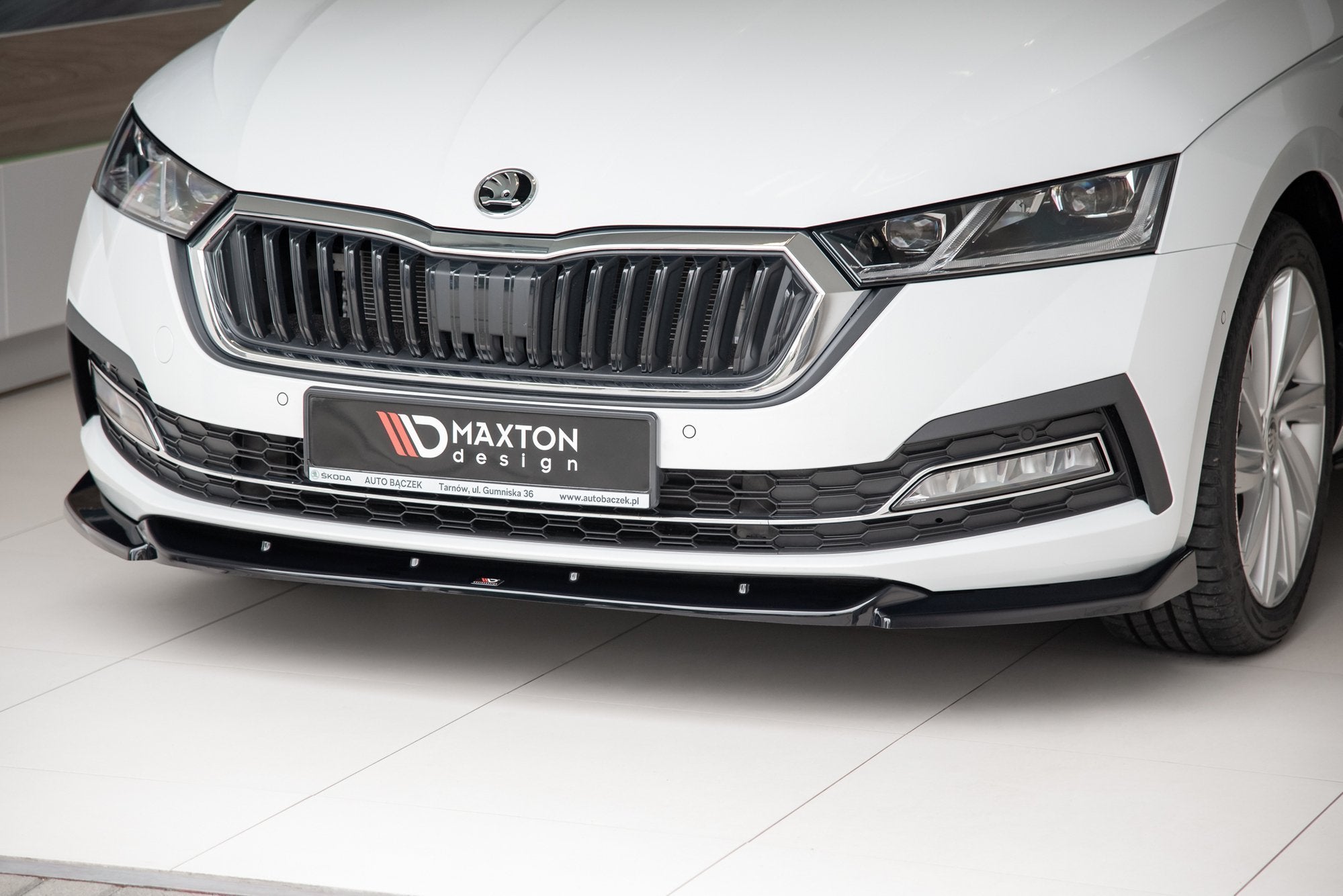 Maxton Splitter - Skoda Octavia Mk4