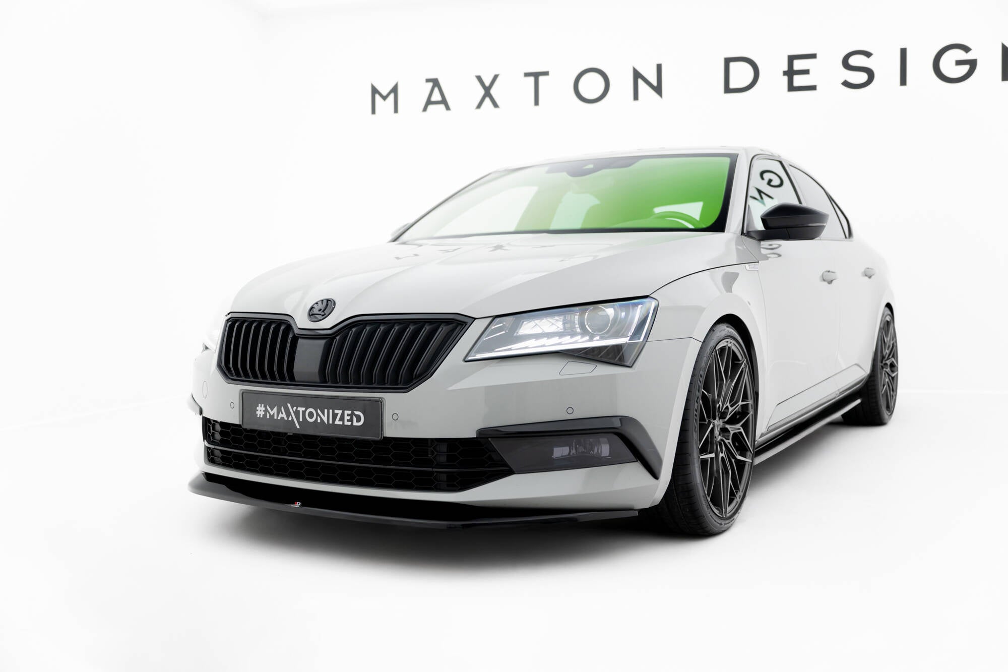 Maxton Splitter - Skoda Superb Mk3