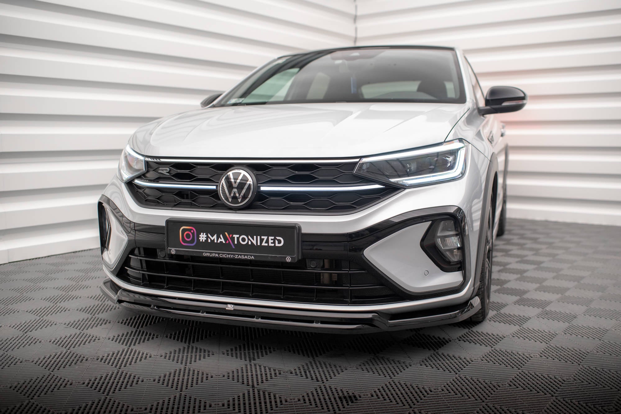 Maxton Splitter - Volkswagen Taigo Mk1 [2021-]