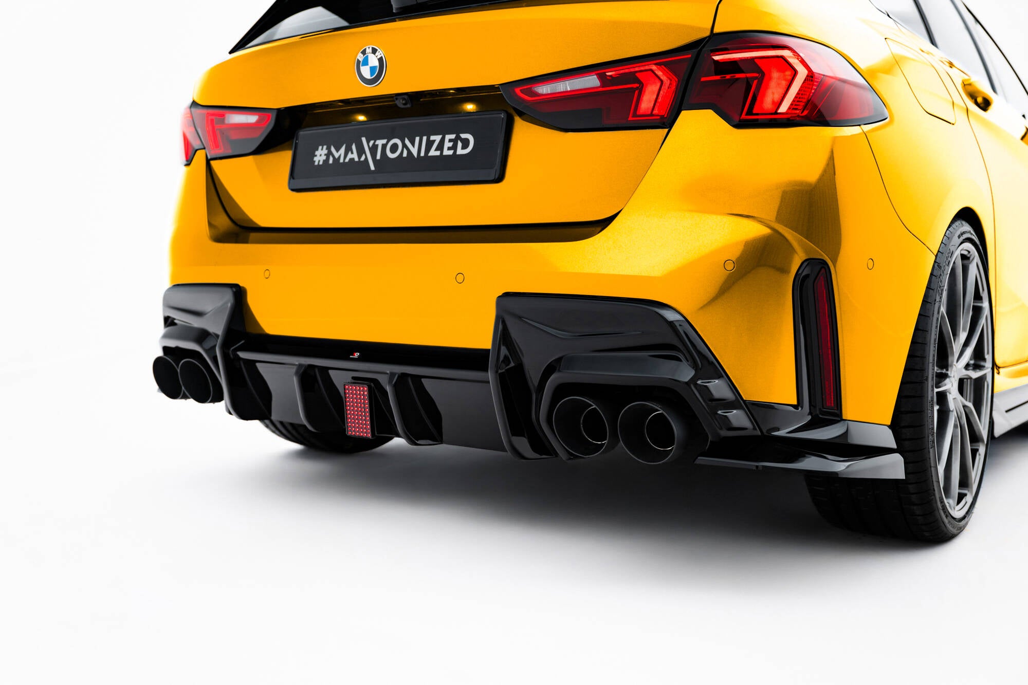 Maxton Other - BMW Seria 1 F70 [2024-]