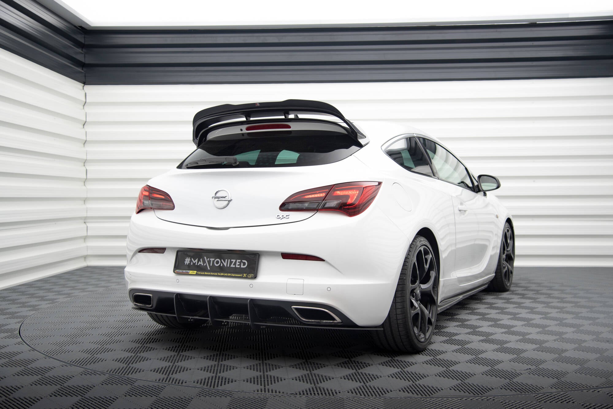 Maxton Diffuser - Opel Astra OPC J (Mk3)