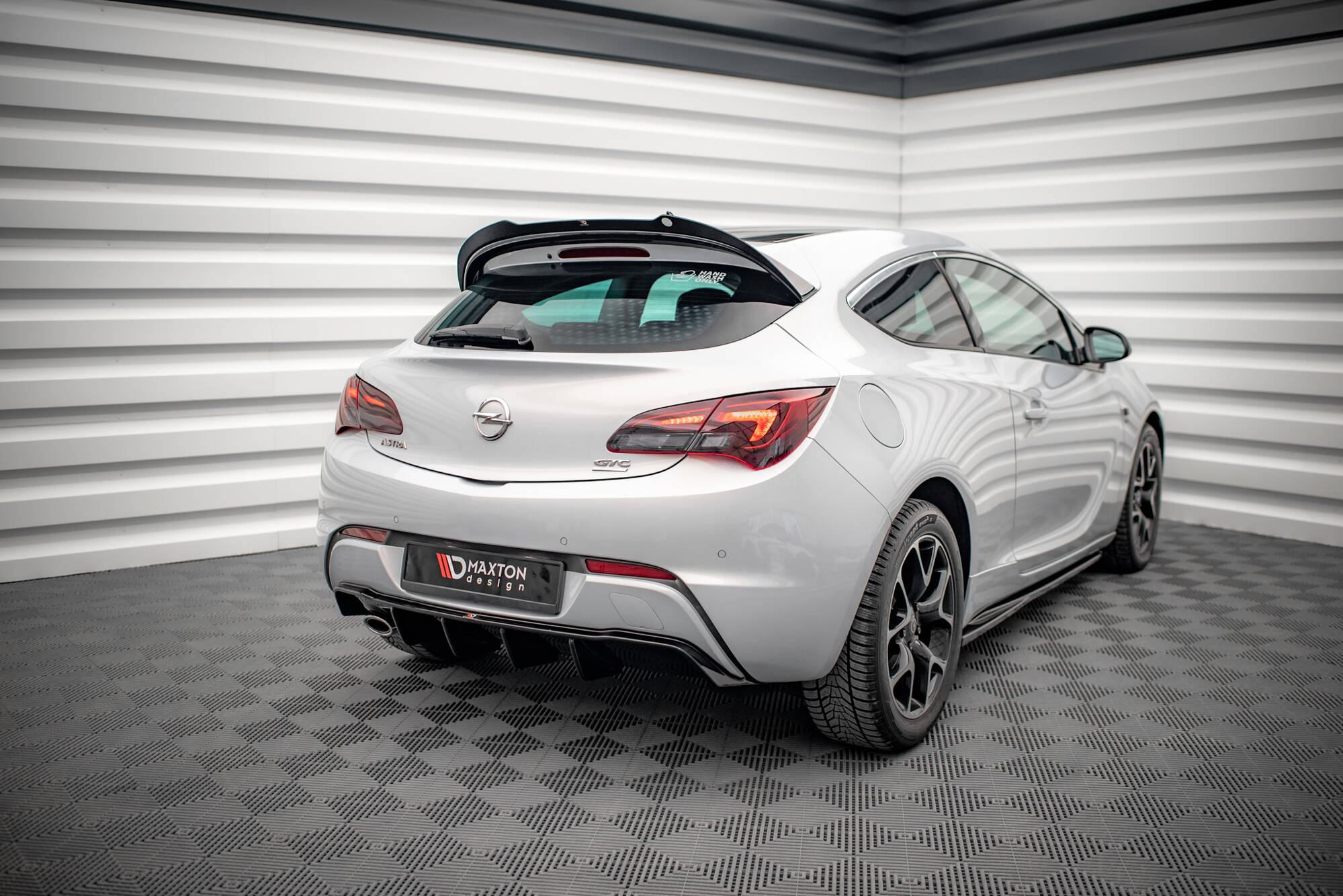 Maxton Exhaust - Opel Astra J (Mk4)