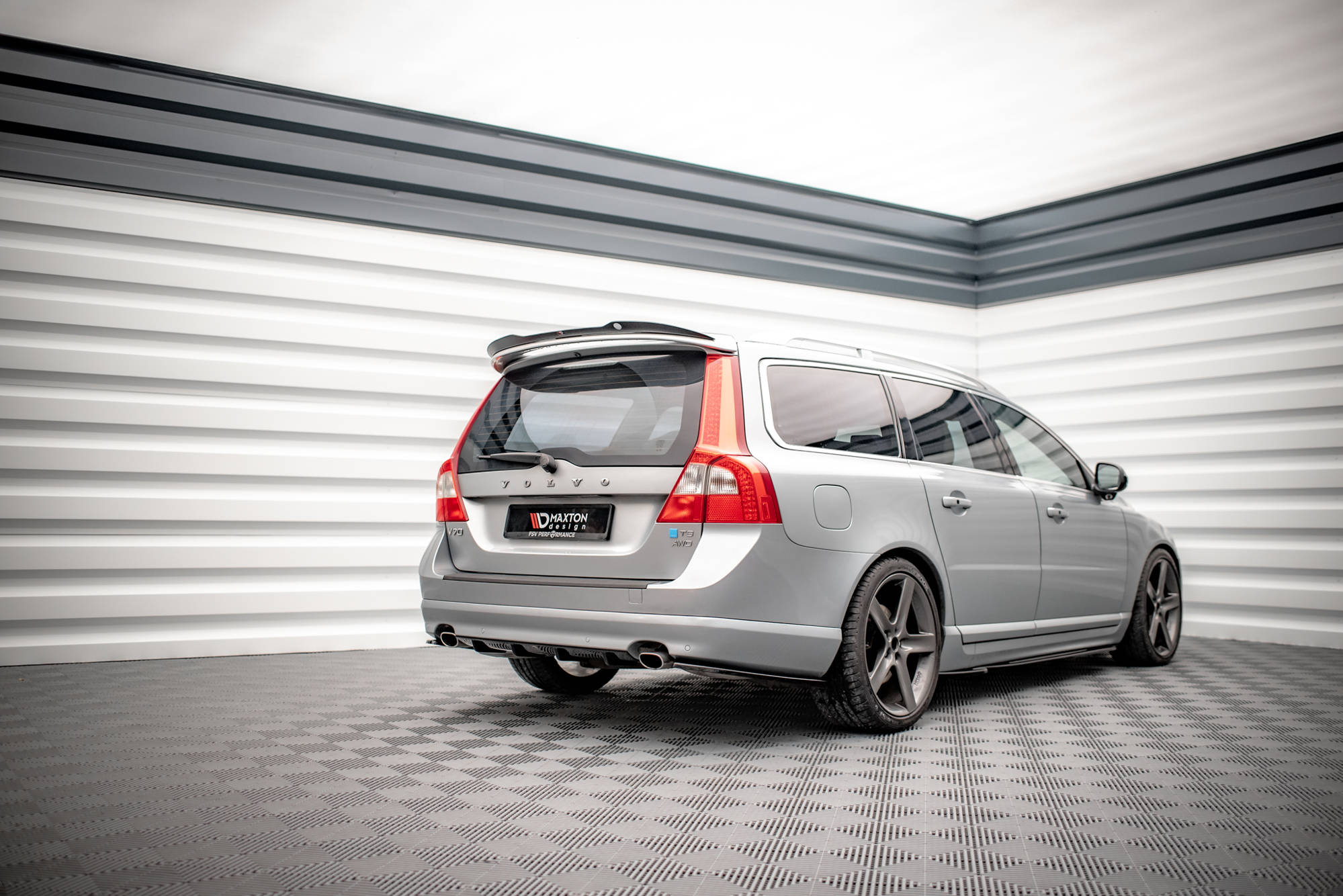 Maxton Valance - Volvo V70 Mk3