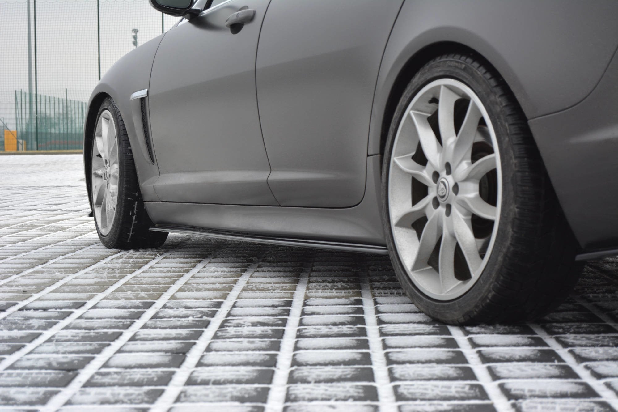 Maxton Side Skirts - Jaguar XF Mk1