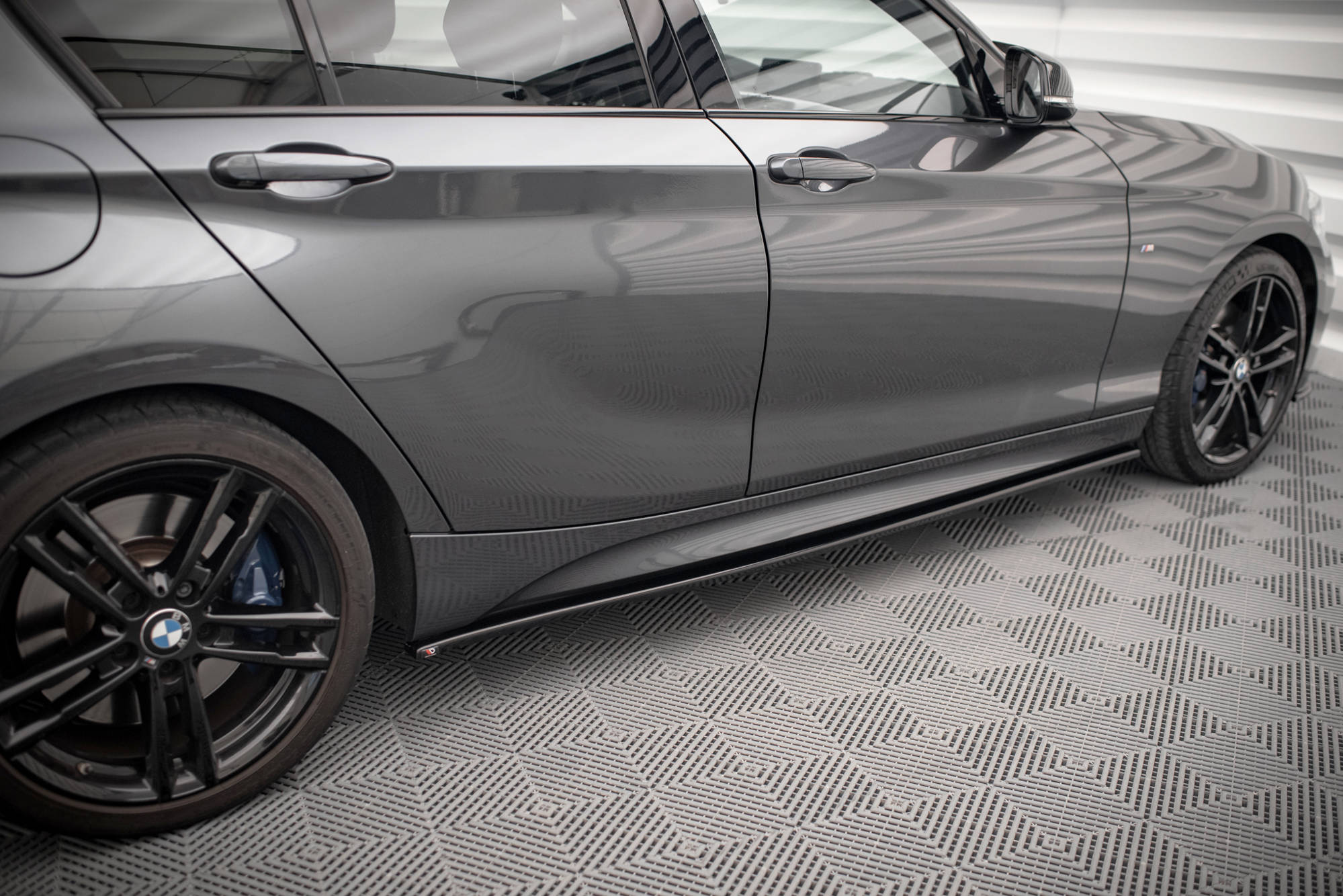 Maxton Side Skirts - BMW Seria 1 F20- F21 Facelift