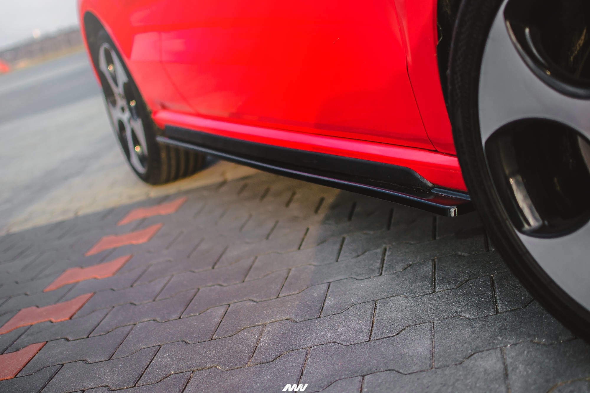 Maxton Side Skirts - Volkswagen Polo GTI Mk5