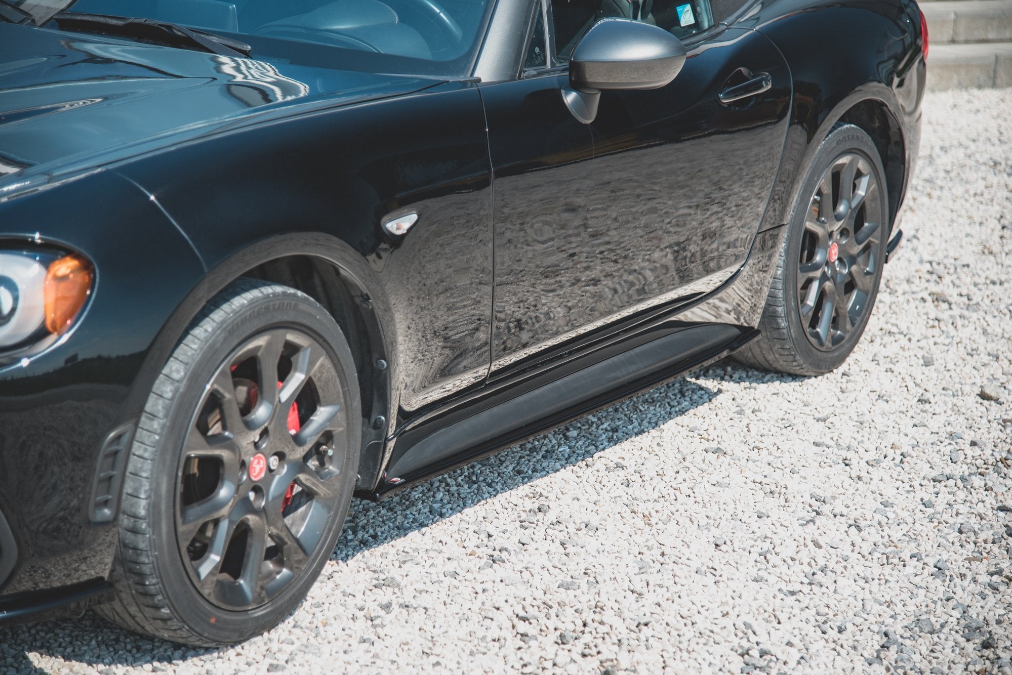 Maxton Side Skirts - Fiat 124 Spider Abarth