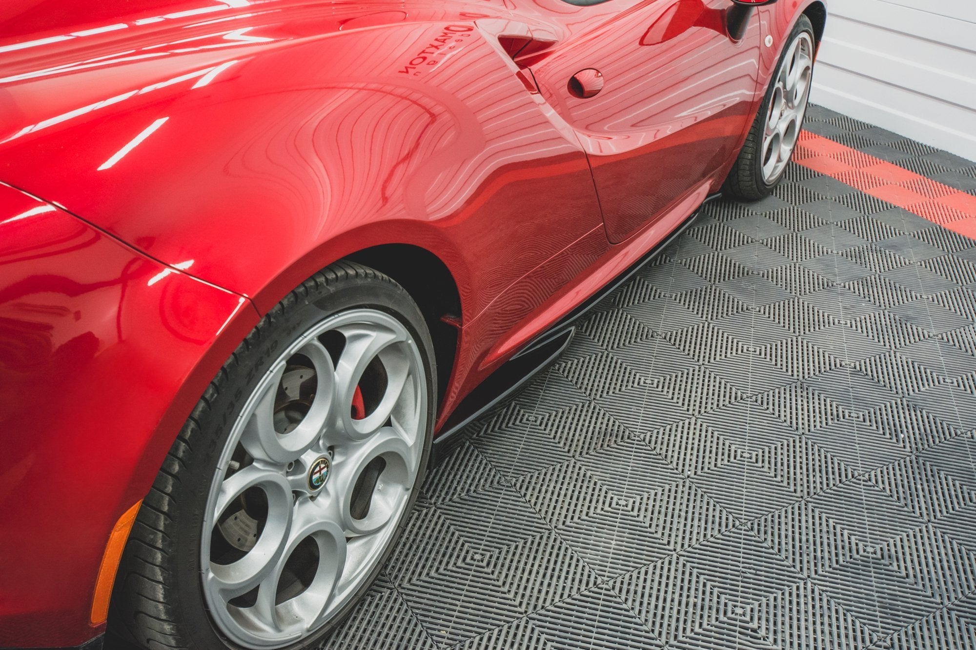 Maxton Side Skirts - Alfa Romeo 4C