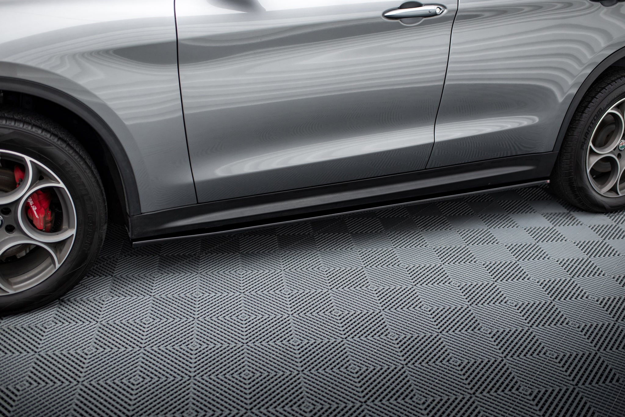 Maxton Side Skirts - Alfa Romeo Stelvio