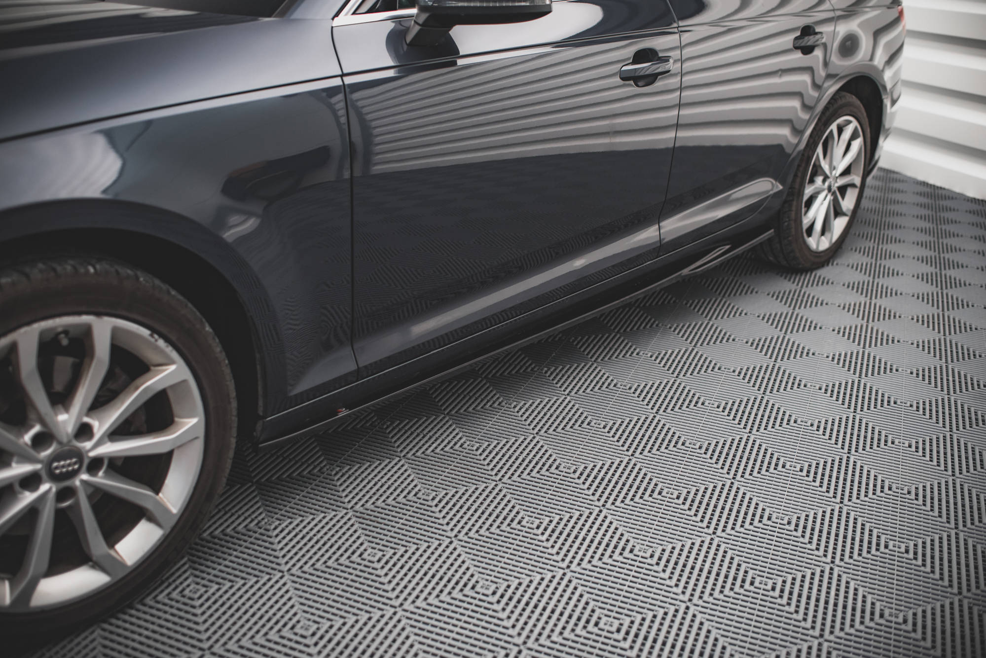 Maxton Side Skirts - Audi A4 S4
