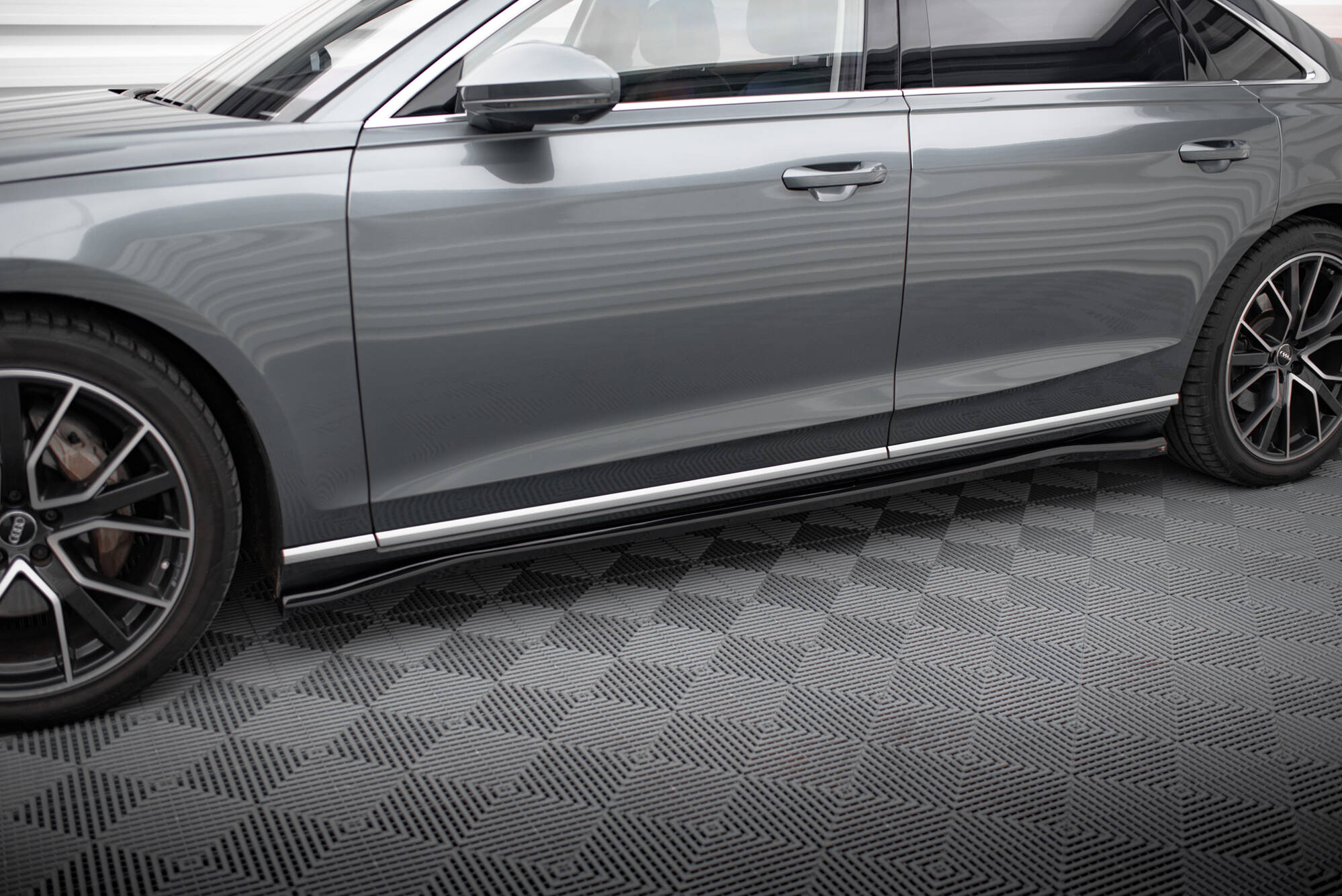 Maxton Side Skirts - Audi A8 S8
