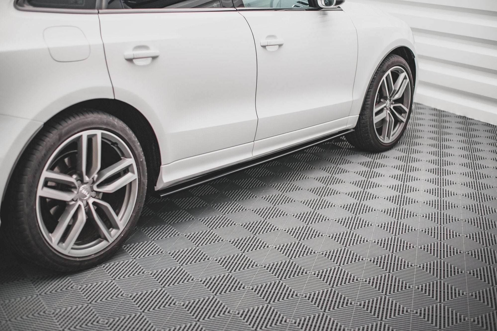 Maxton Side Skirts - Audi SQ5 Q5