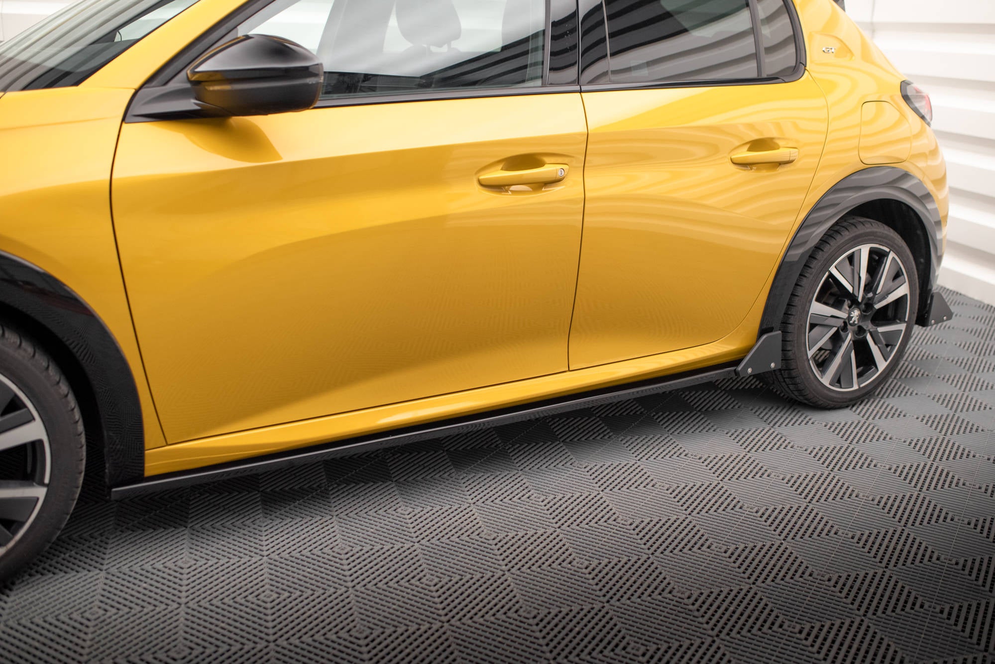 Maxton Side Skirts - Peugeot 208 Mk2