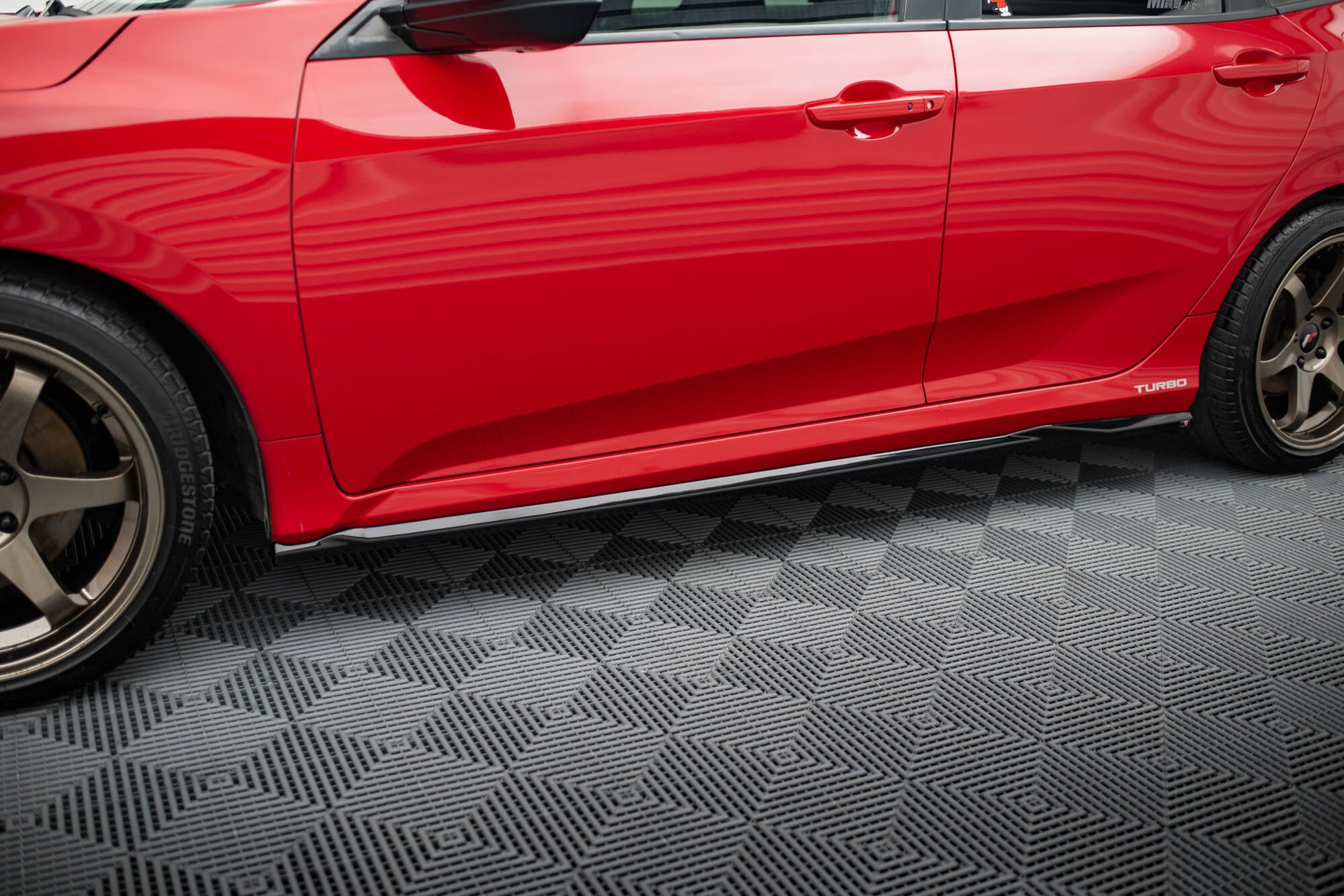 Maxton Side Skirts - Honda Civic Mk10 SI