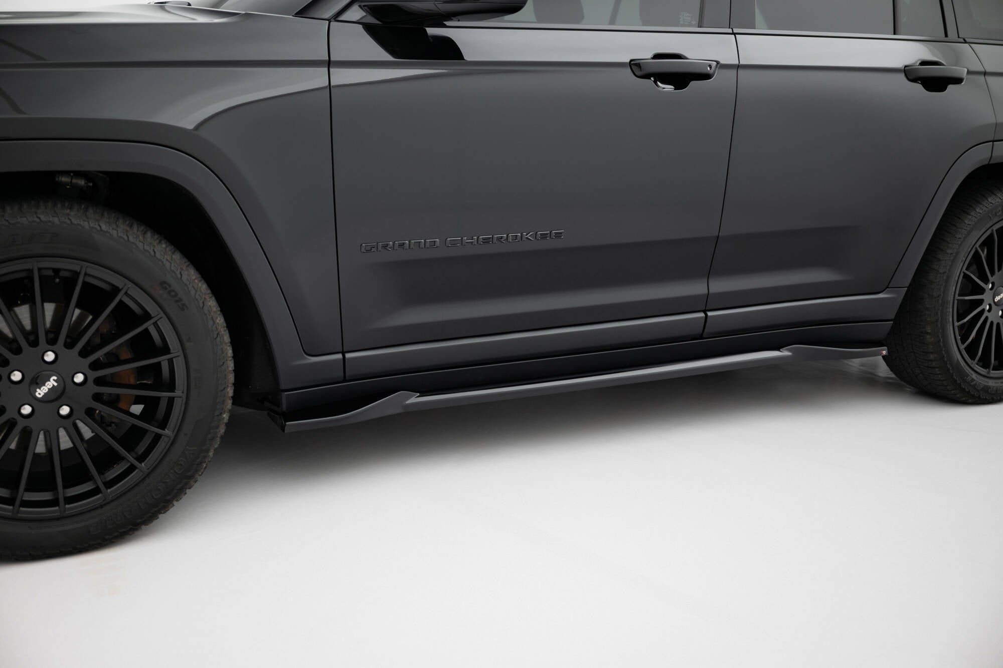 Maxton Side Skirts - Jeep Grand Cherokee WL [2021-]