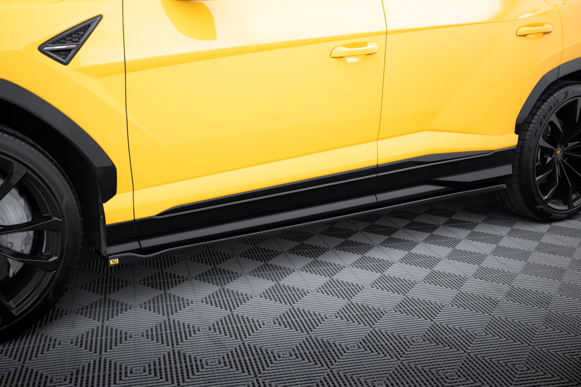Maxton Side Skirts - Lamborghini Urus Mk1 [2018-]
