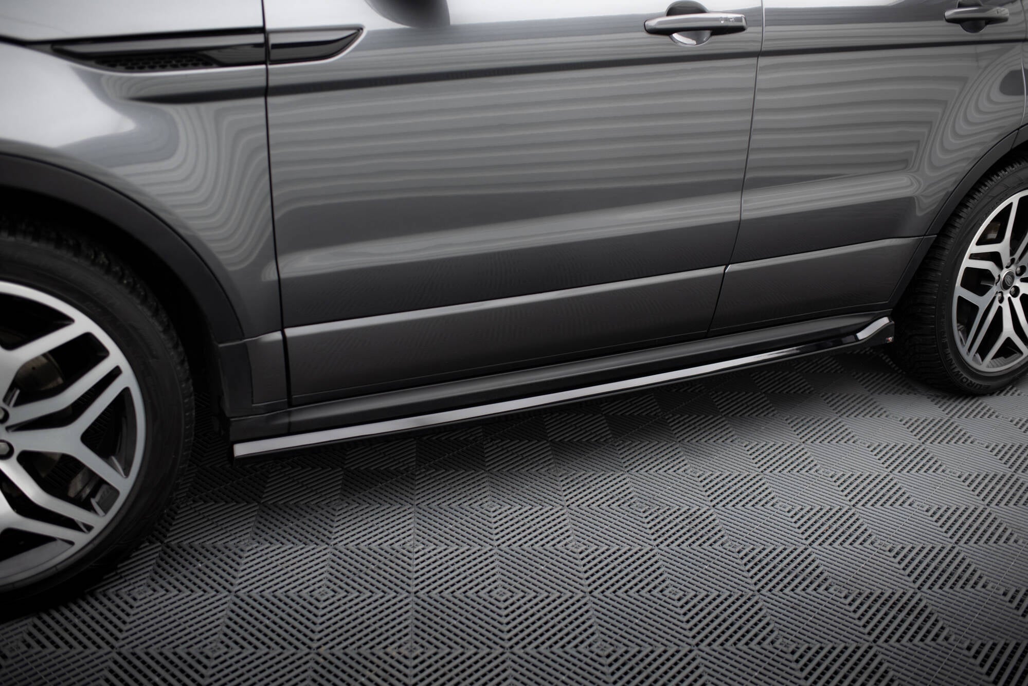 Maxton Side Skirts - Land Rover Range Rover Evoque Mk1 Facelift [2013-2018]