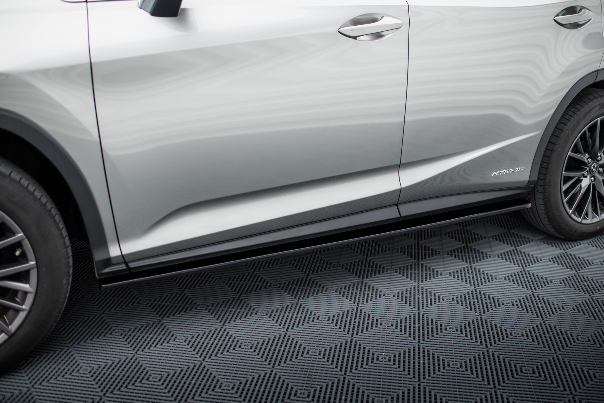 Maxton Side Skirts - Lexus RX Mk4