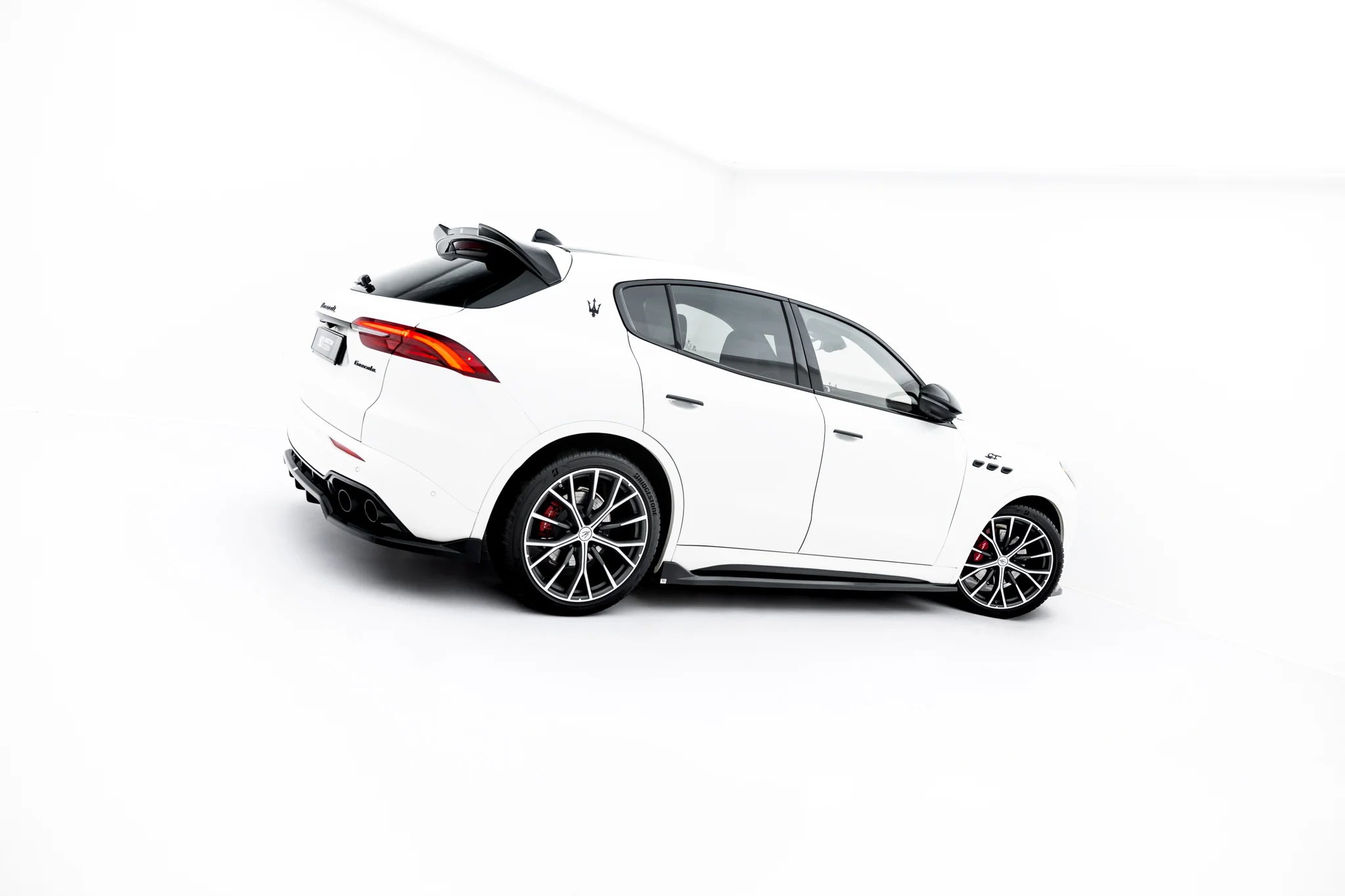 Maxton Side Skirts - Maserati Grecale Mk1 [2022-]