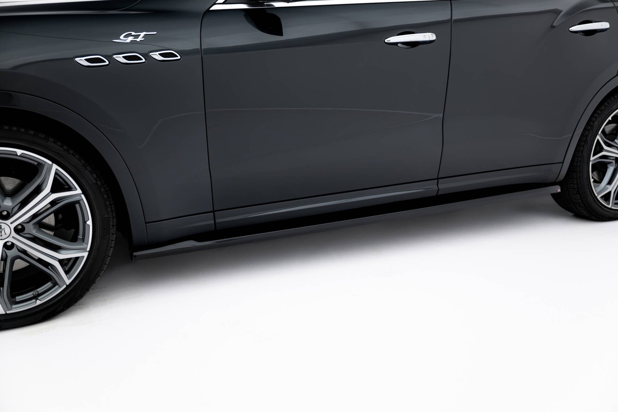 Maxton Side Skirts - Maserati Levante Mk1 [2016-]