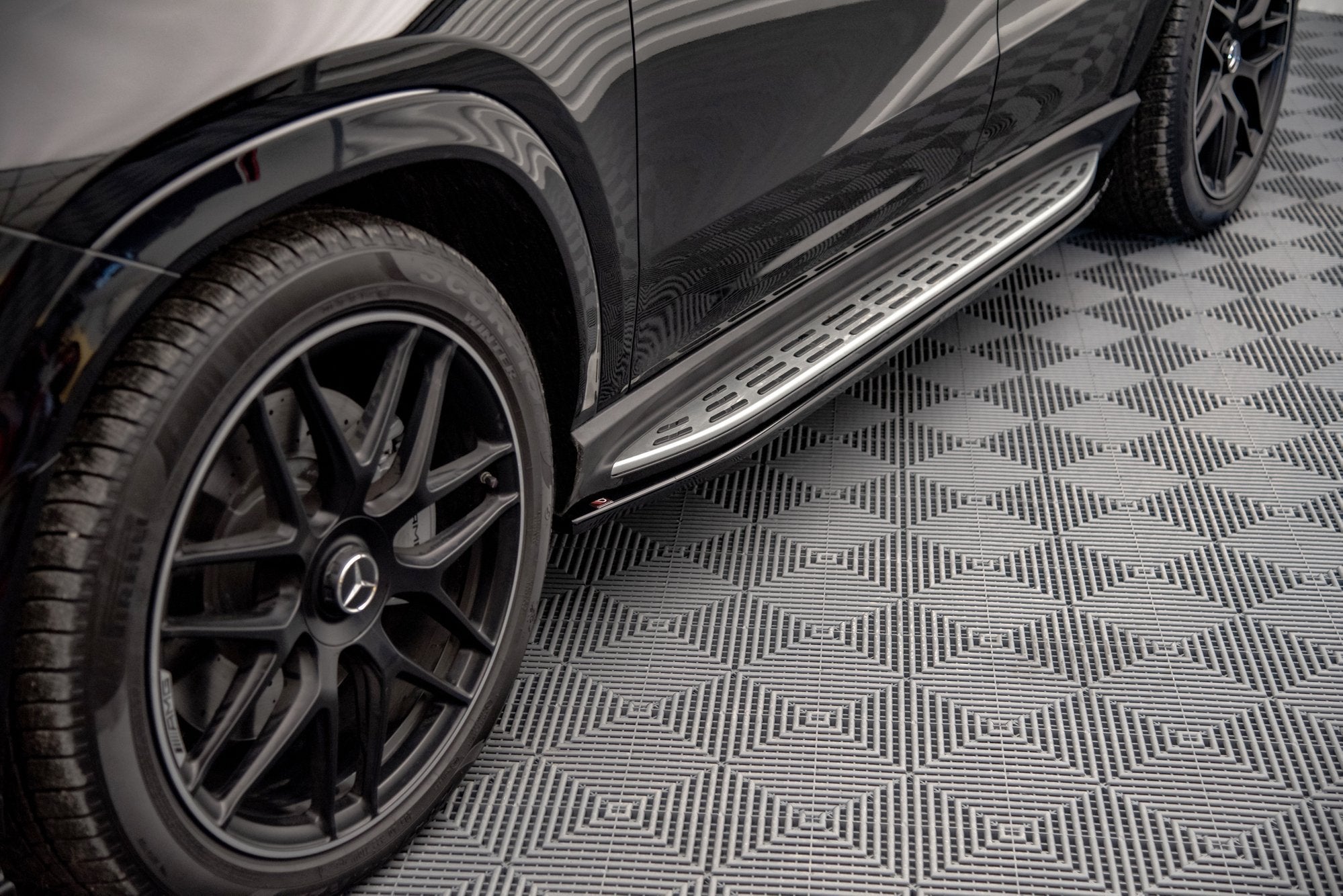 Maxton Side Skirts - Mercedes GLE C167