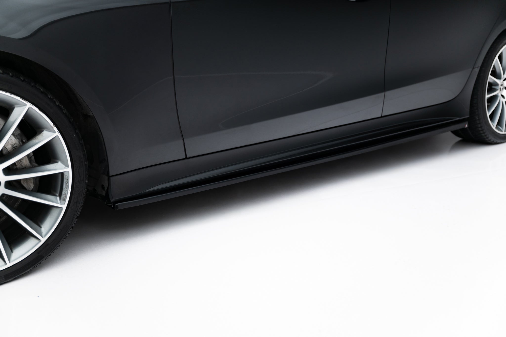 Maxton Side Skirts - Mercedes CLS C 257