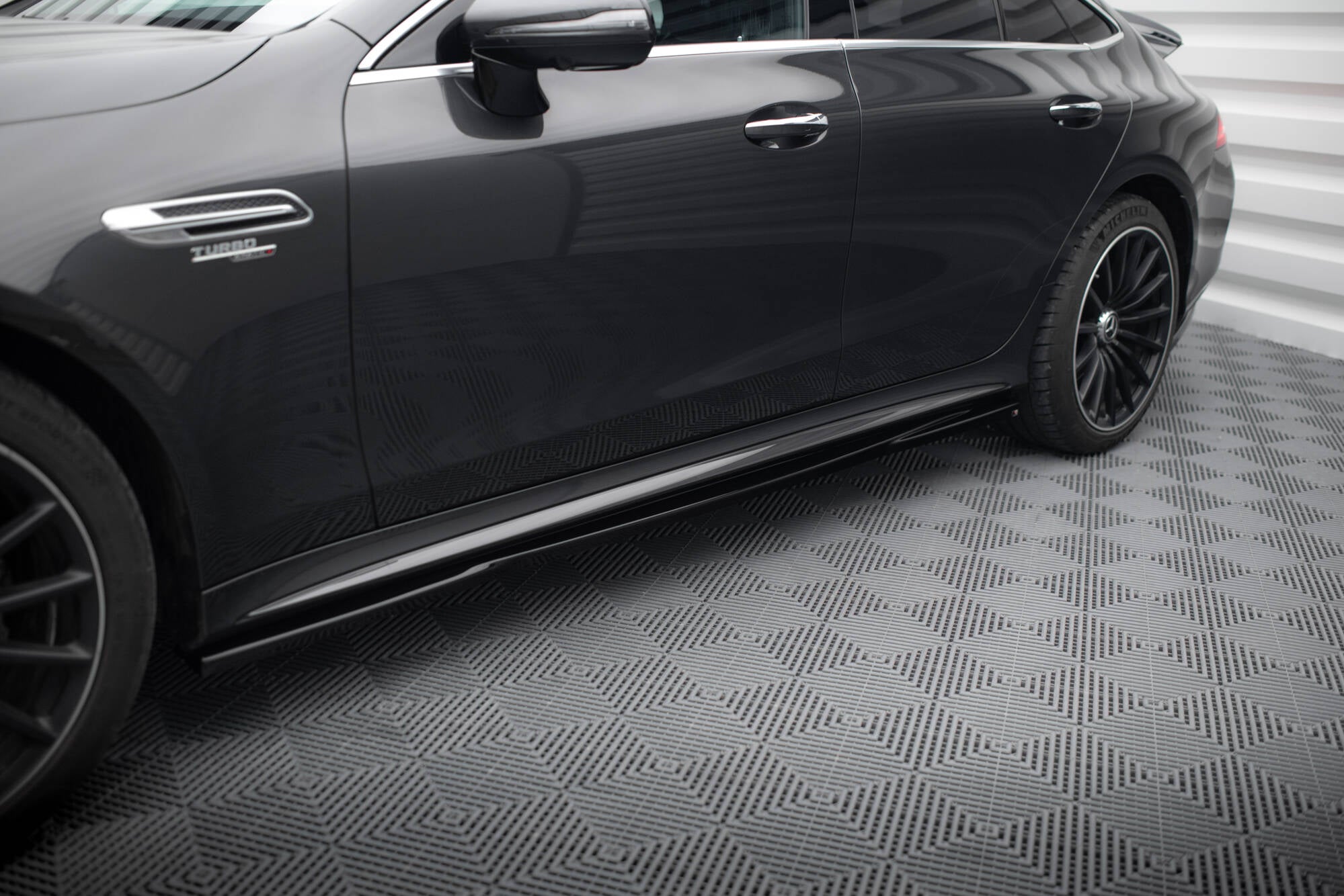 Maxton Side Skirts - Mercedes AMG GT 4 -Door Coupe GT 53