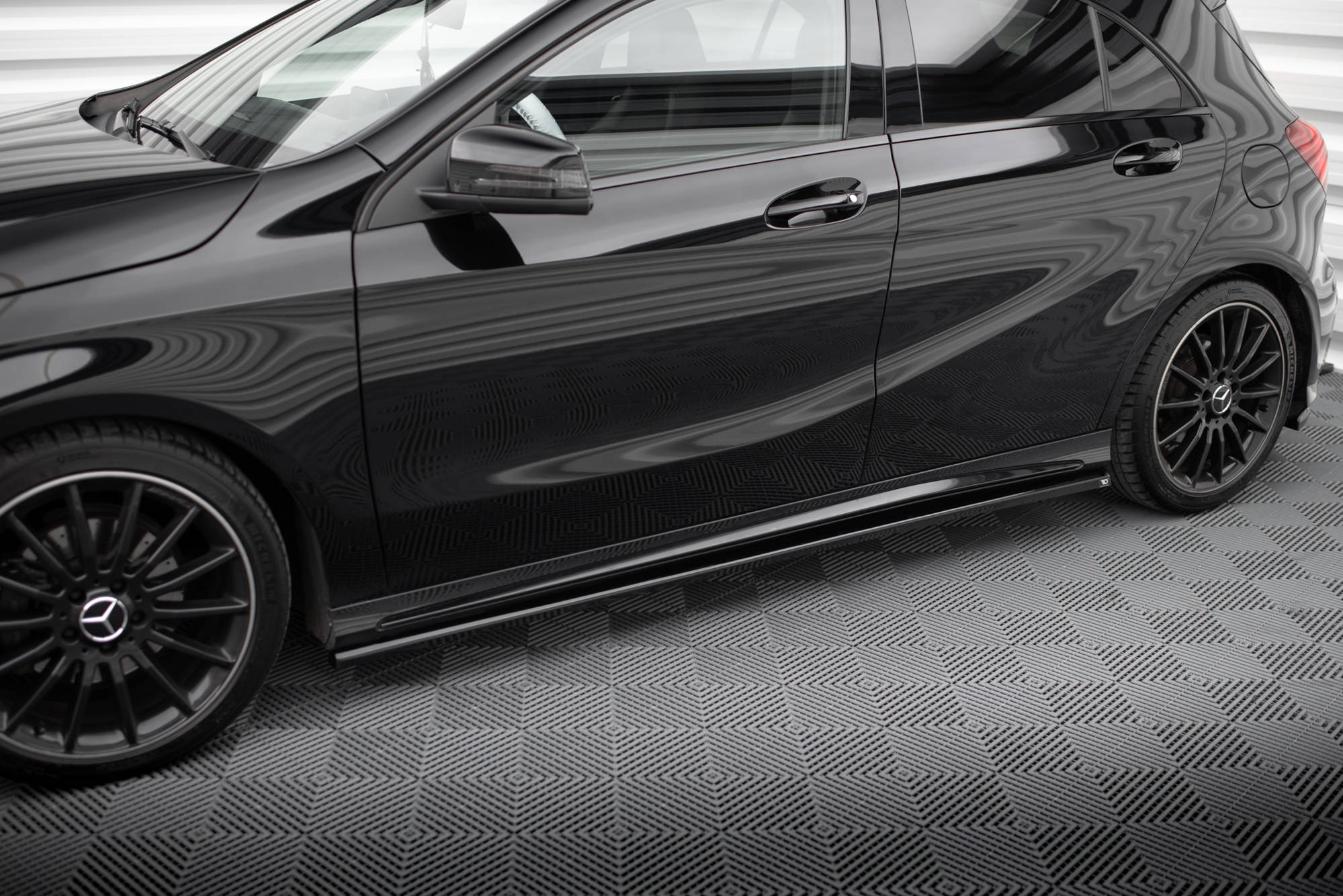 Maxton Side Skirts - Mercedes A Klasa W176 Facelift [2015-2018]