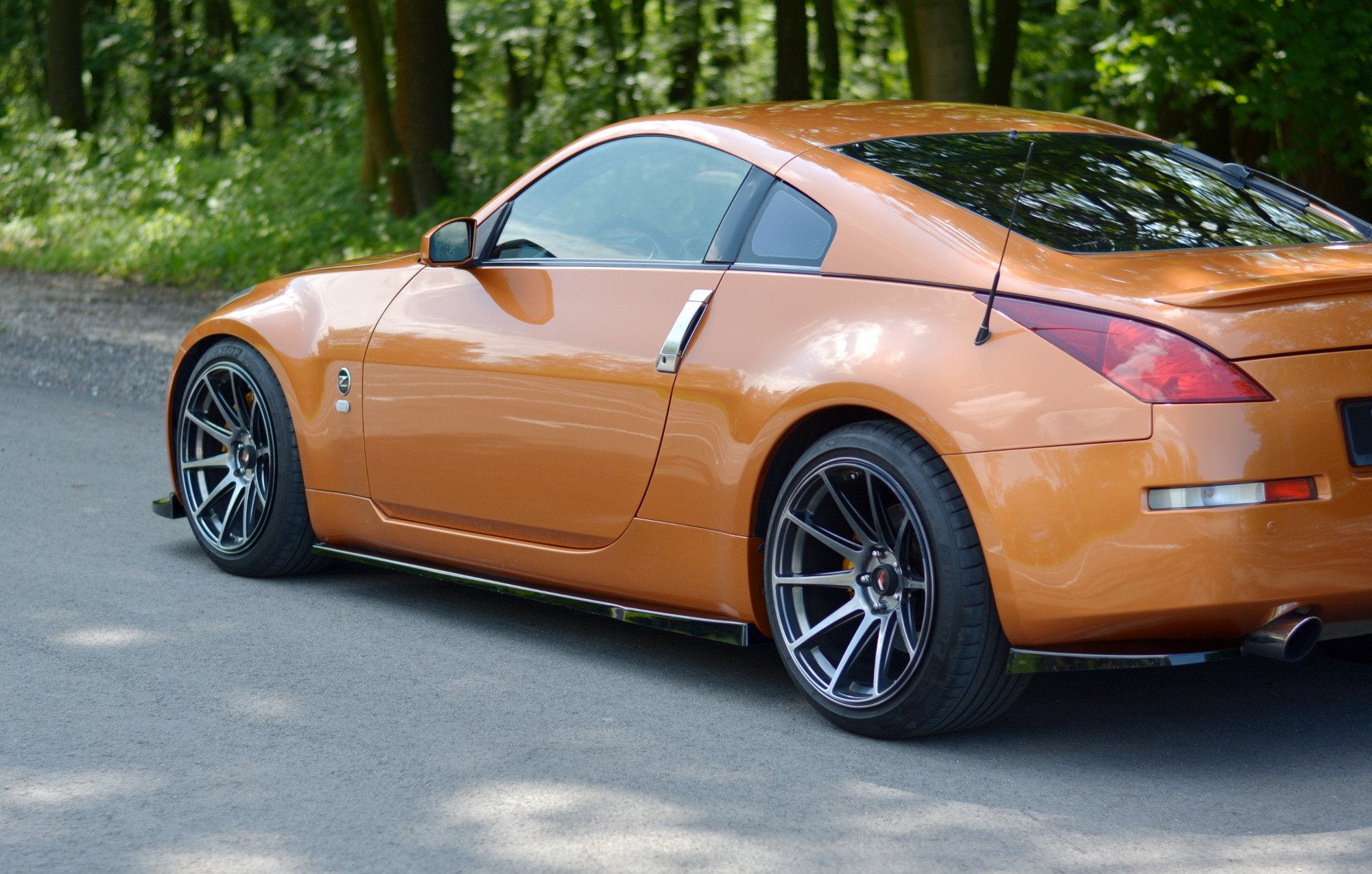 Maxton Side Skirts - Nissan 350Z