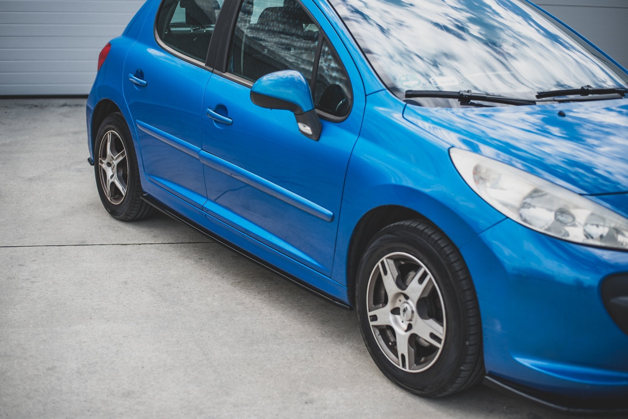 Maxton Side Skirts - Peugeot 207