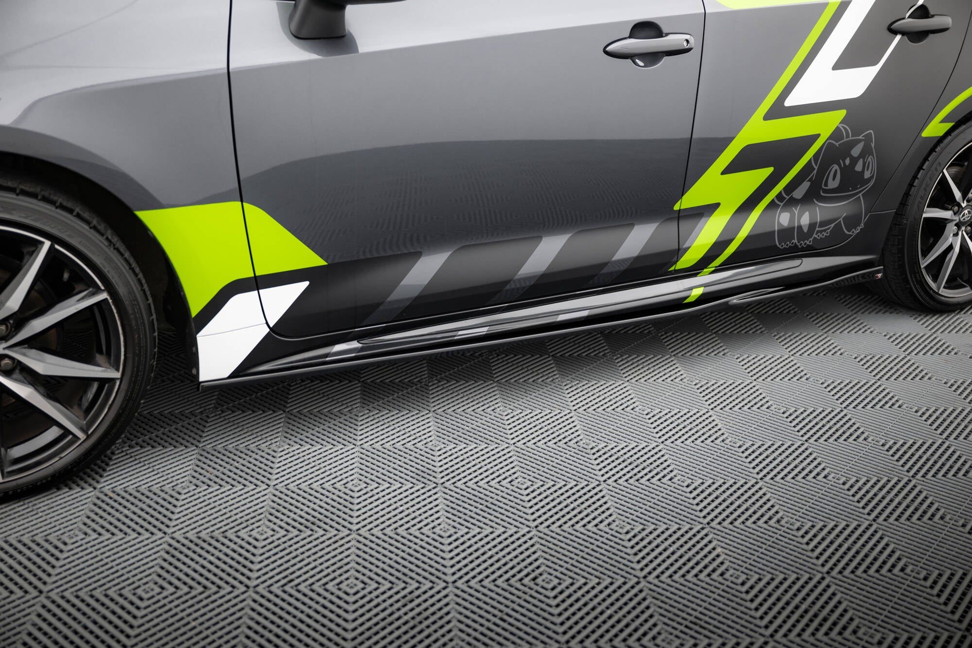 Maxton Side Skirts - Toyota Corolla XII [2019- ]