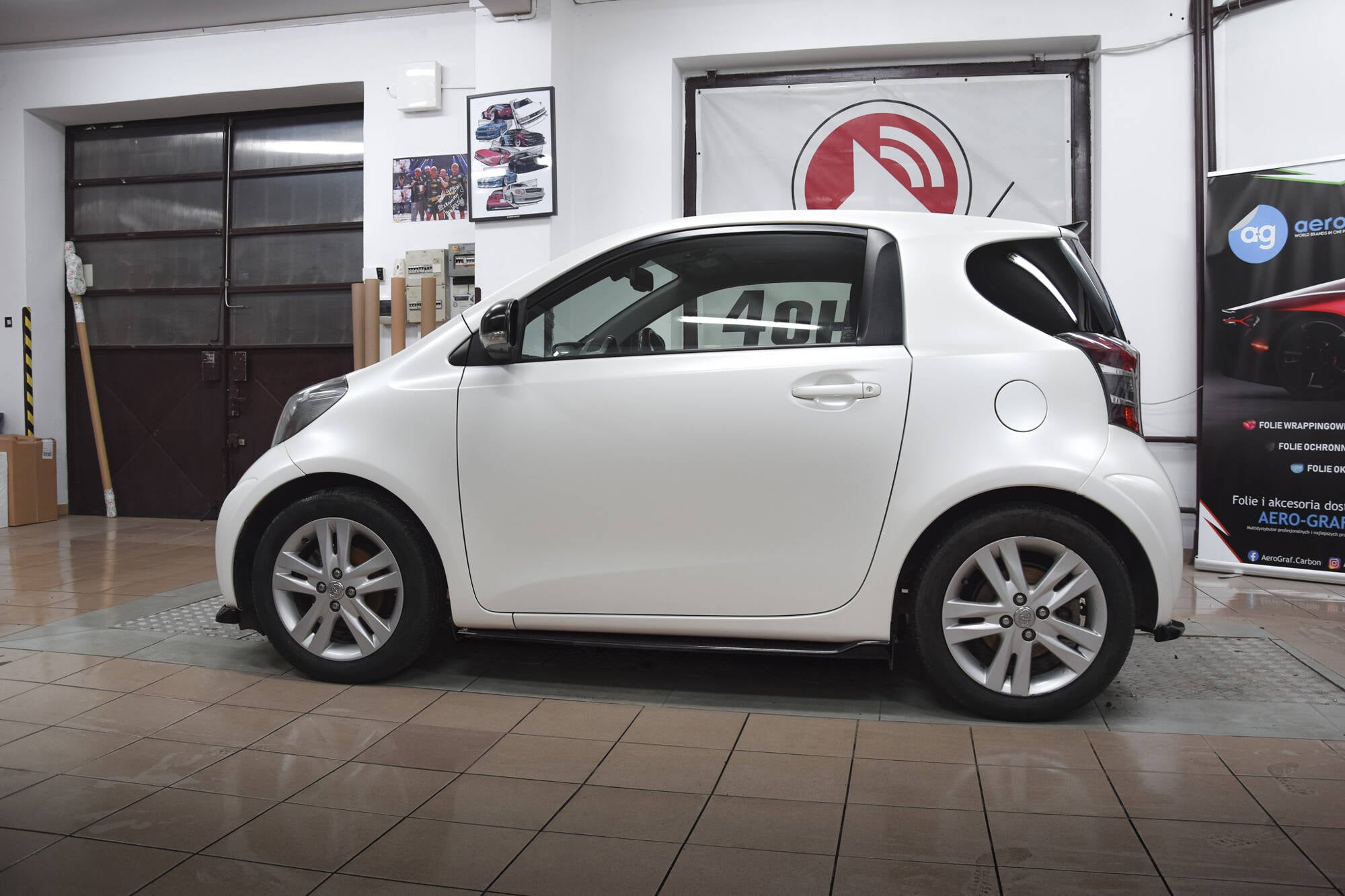 Maxton Side Skirts - Toyota IQ