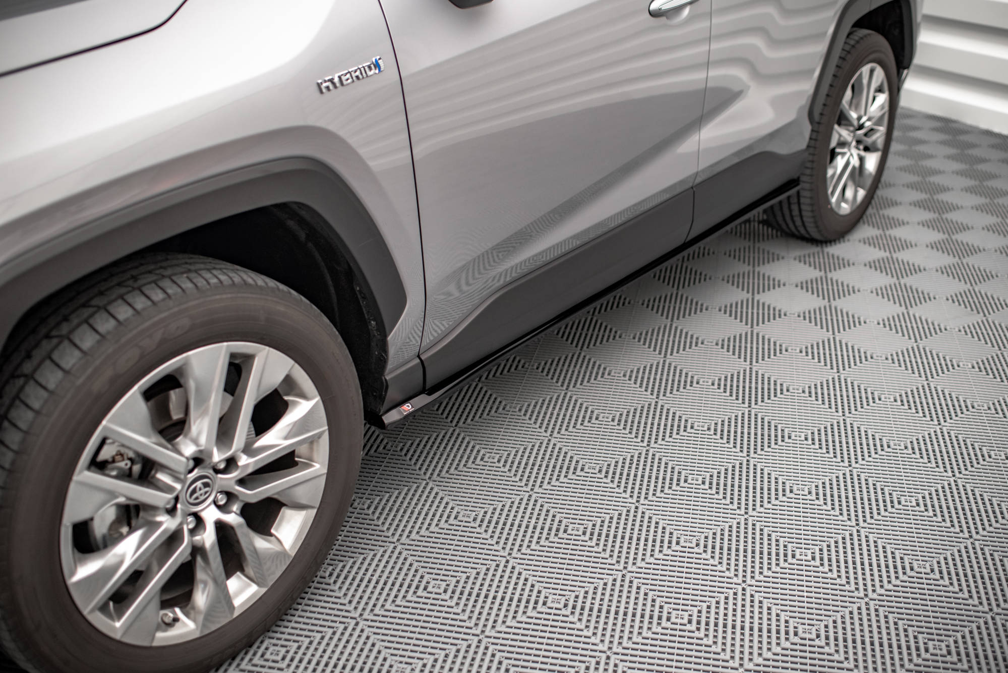 Maxton Side Skirts - Toyota RAV4 Mk5 [2019-]