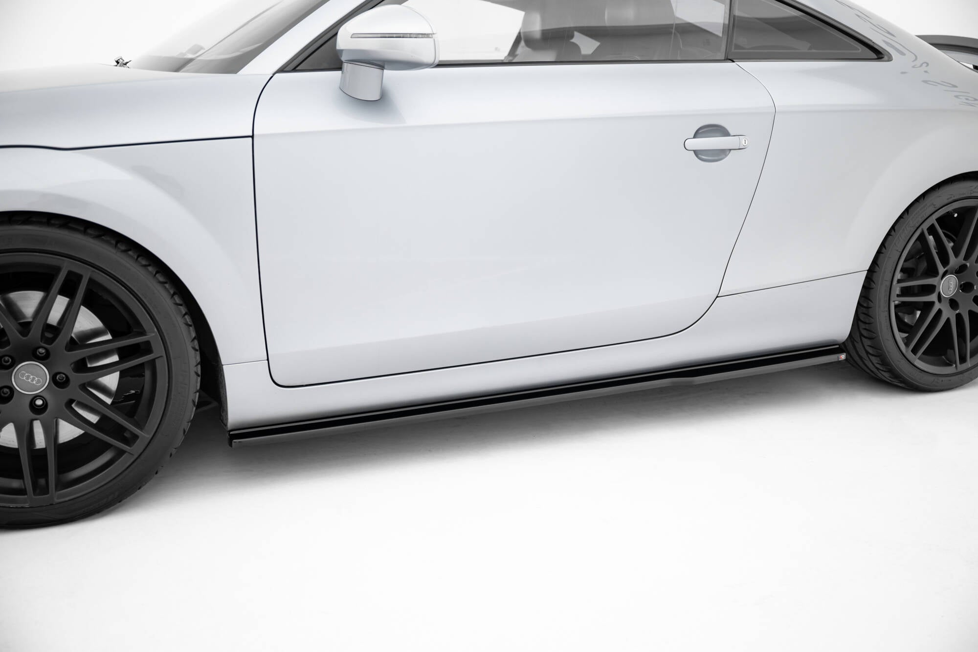 Maxton Side Skirts - Audi TT S Mk2 (8J)