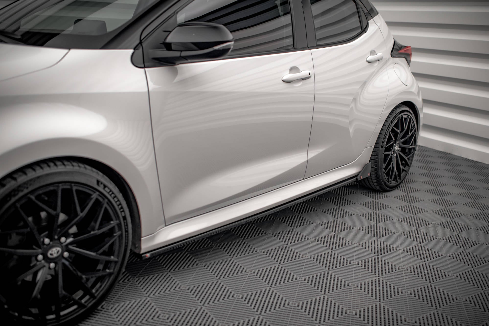 Maxton sidokjolar - Toyota Yaris Mk4 [2019-]
