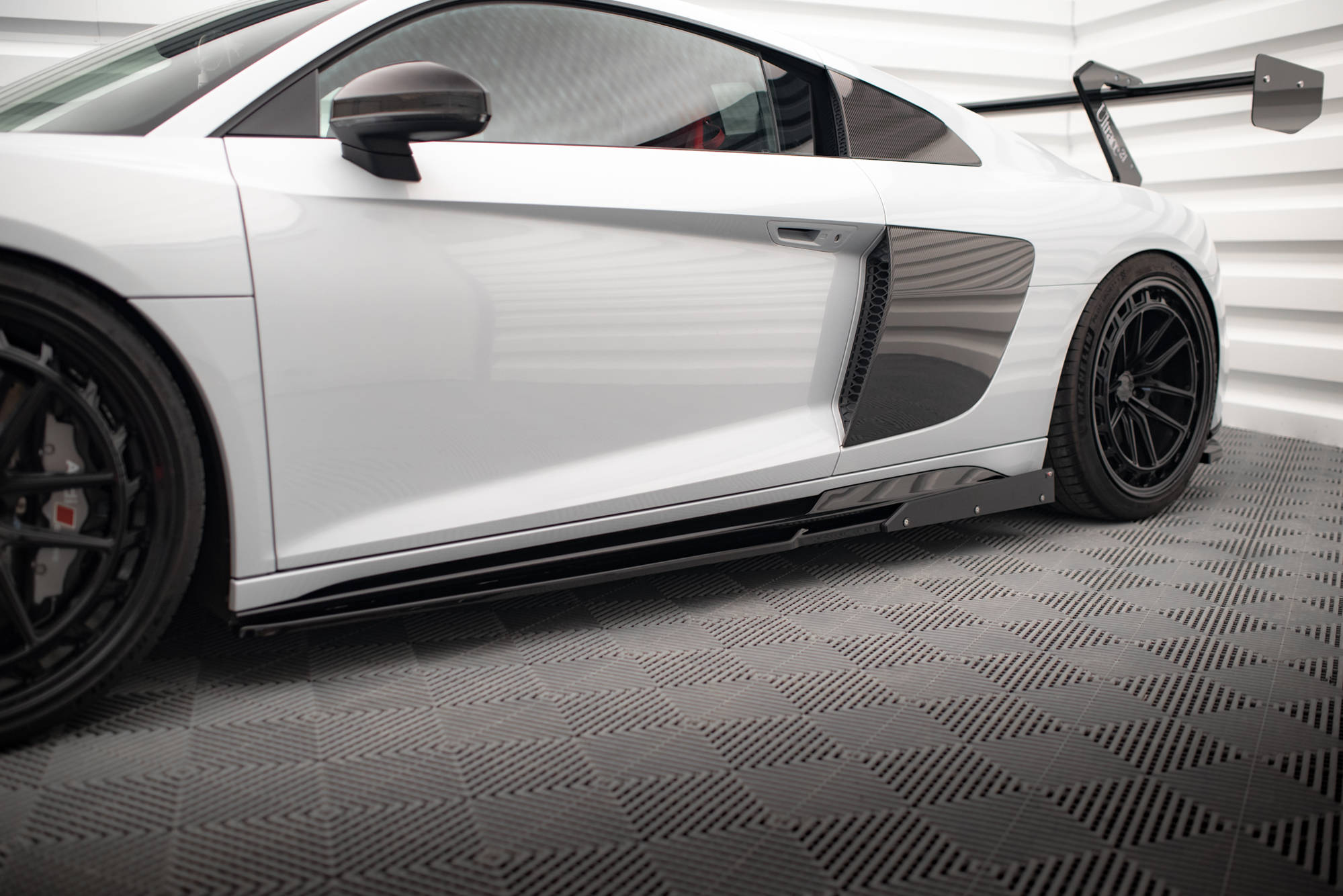 Maxton Side Skirts - Audi R8 Mk2 Facelift