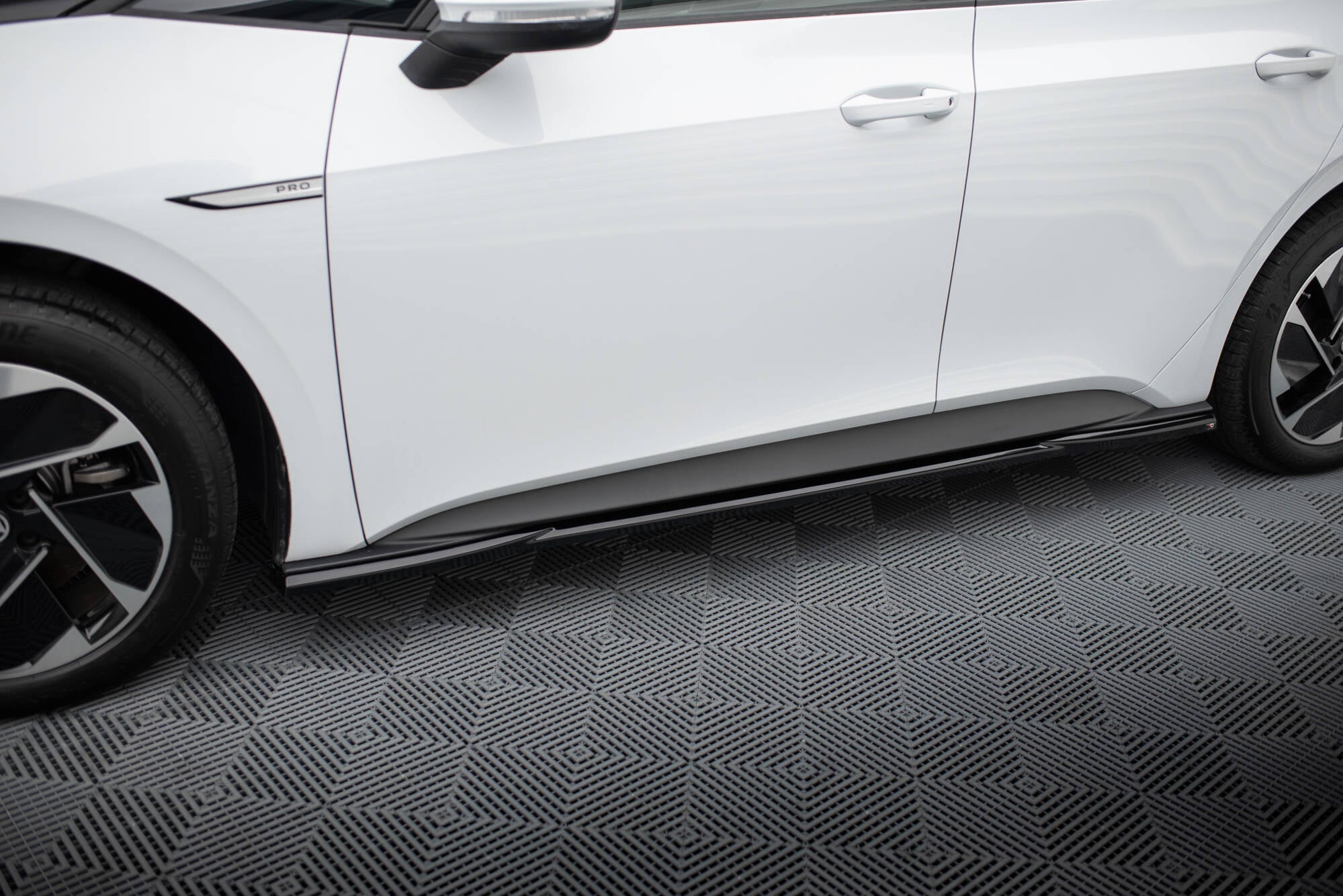 Maxton Side Skirts - Volkswagen ID.3 Mk1 [2019-2023]