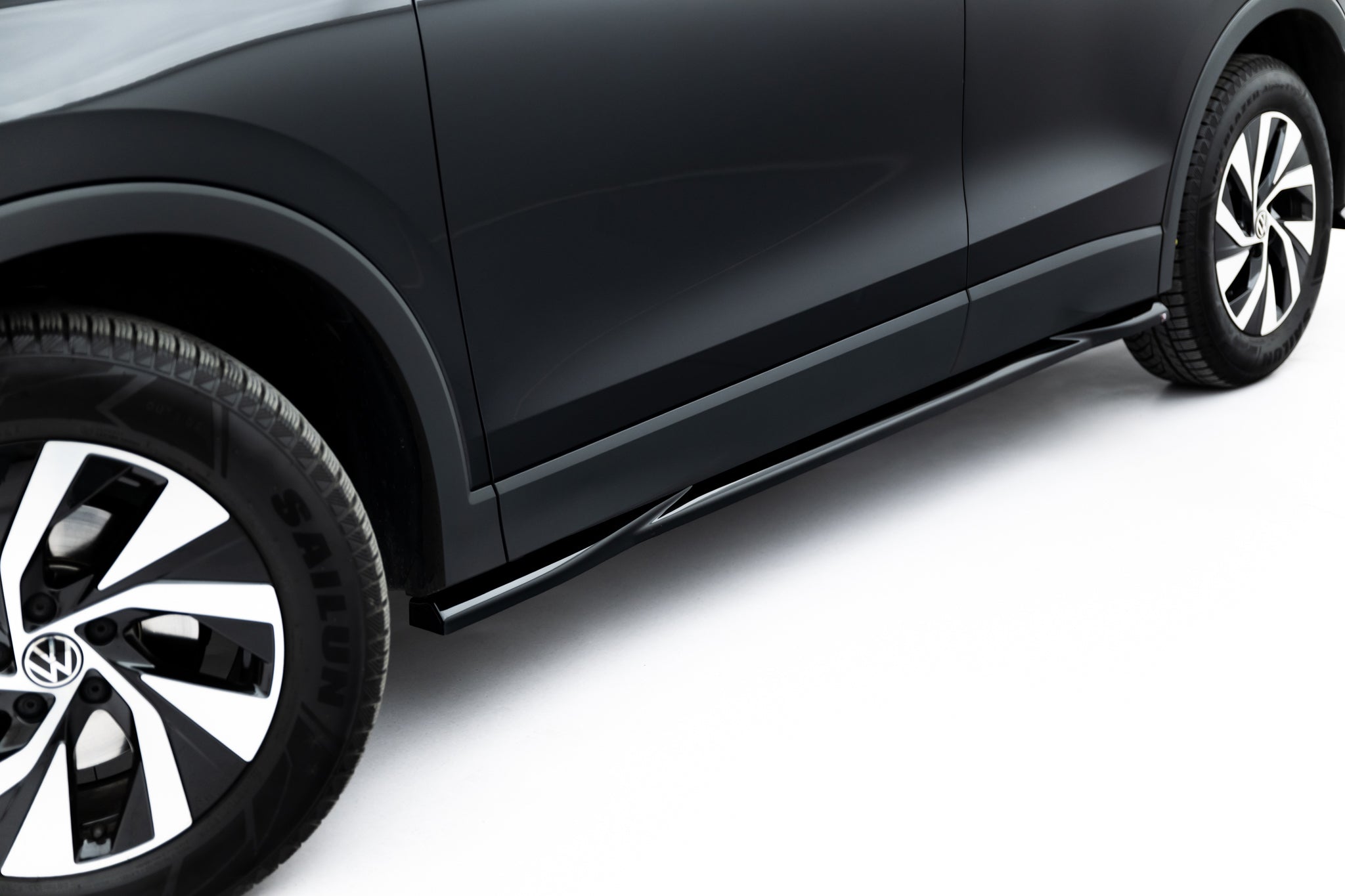 Maxton Side Skirts - Volkswagen Tiguan Mk3 [2024-]